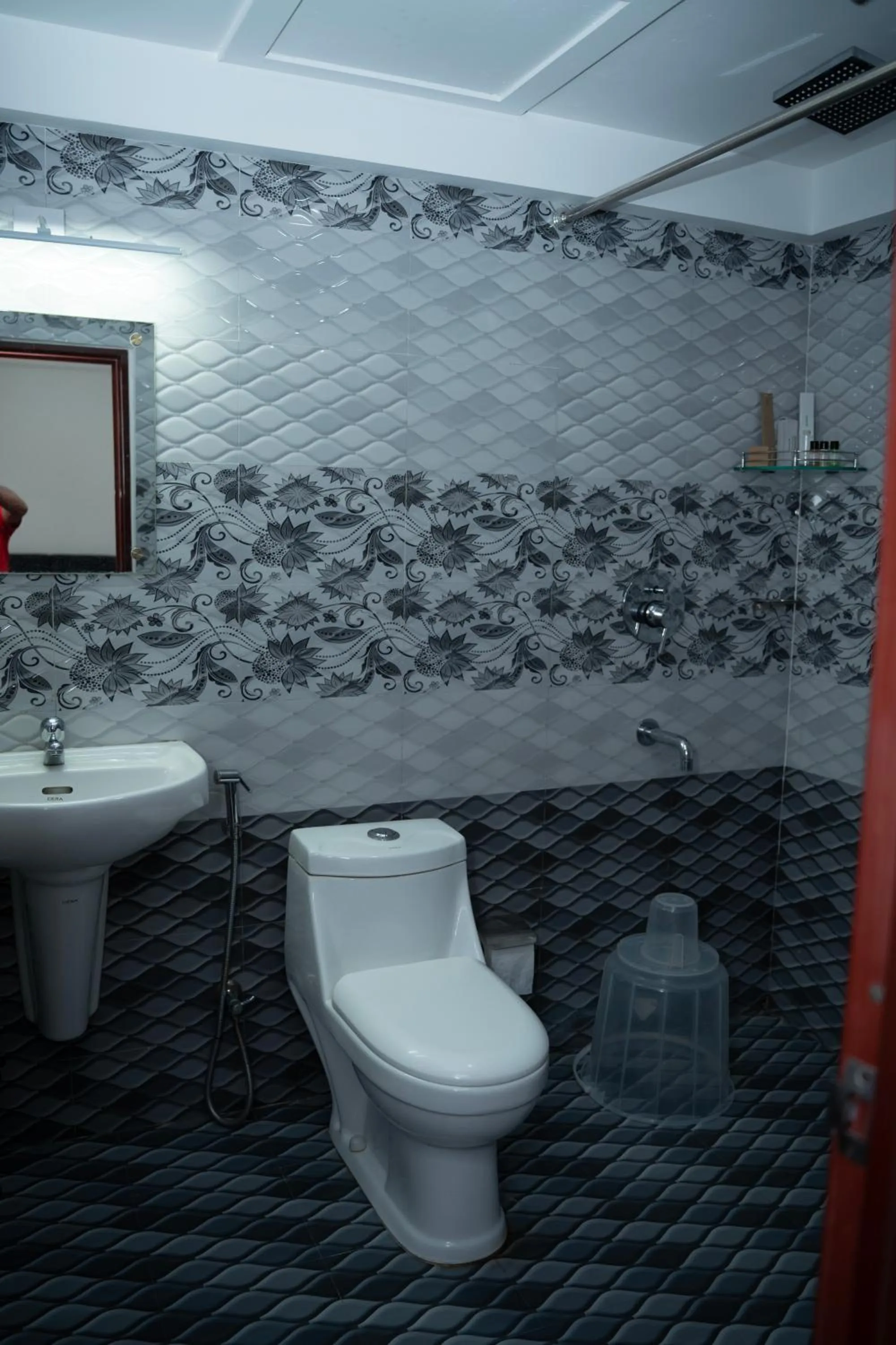 Toilet in Hotel Idukki Castle