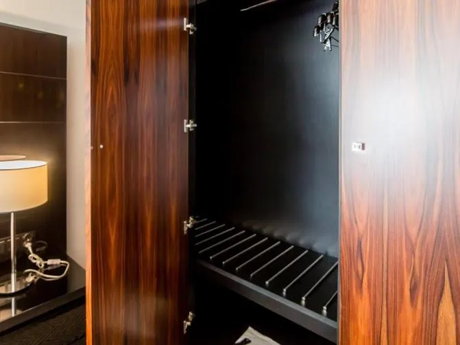 Decorative detail in Diune Apartment