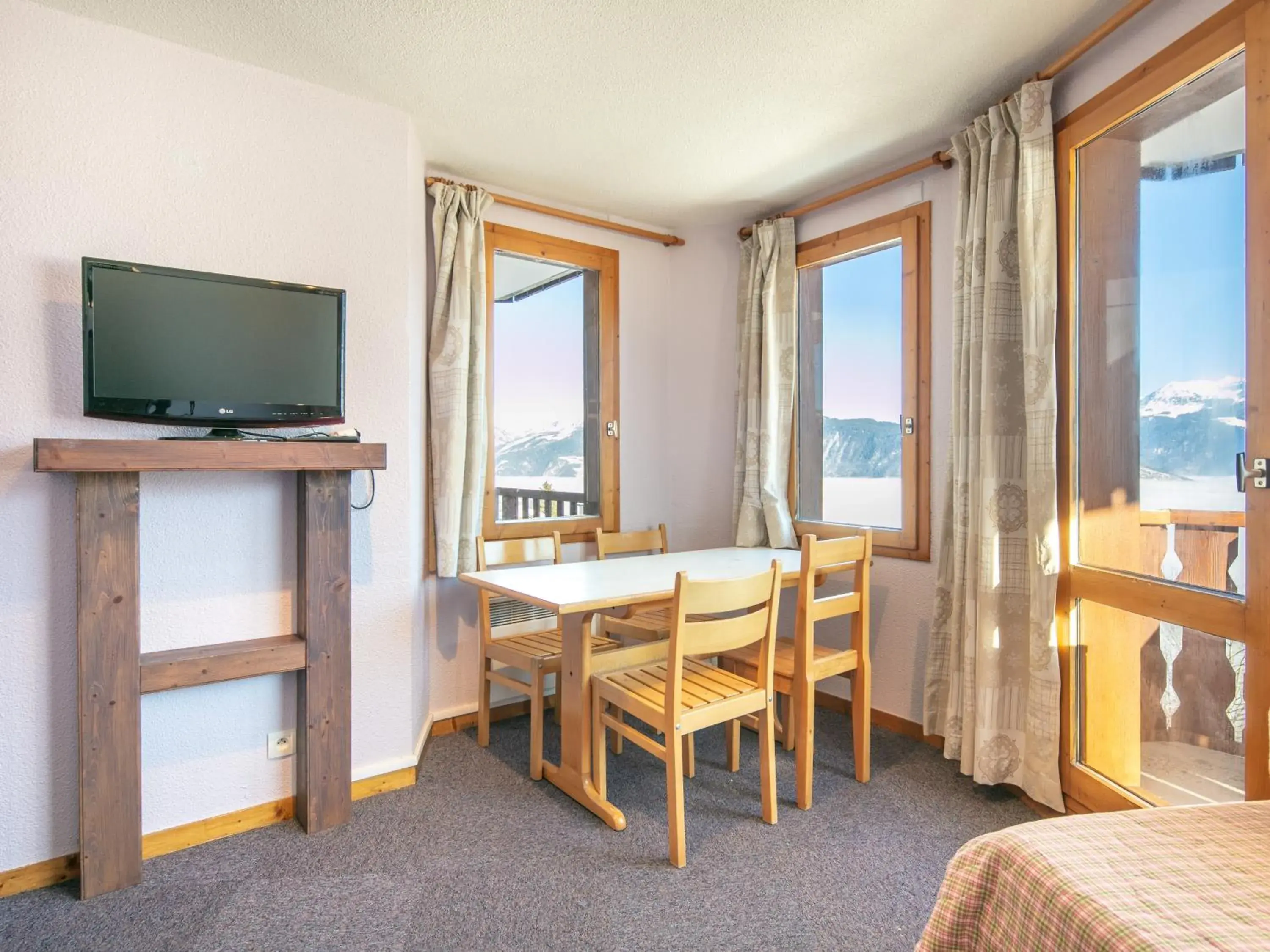 Living room in Vacancéole - Résidence Le Sappey - Doucy Living room in Vacancéole - Résidence Le Sappey - Doucy