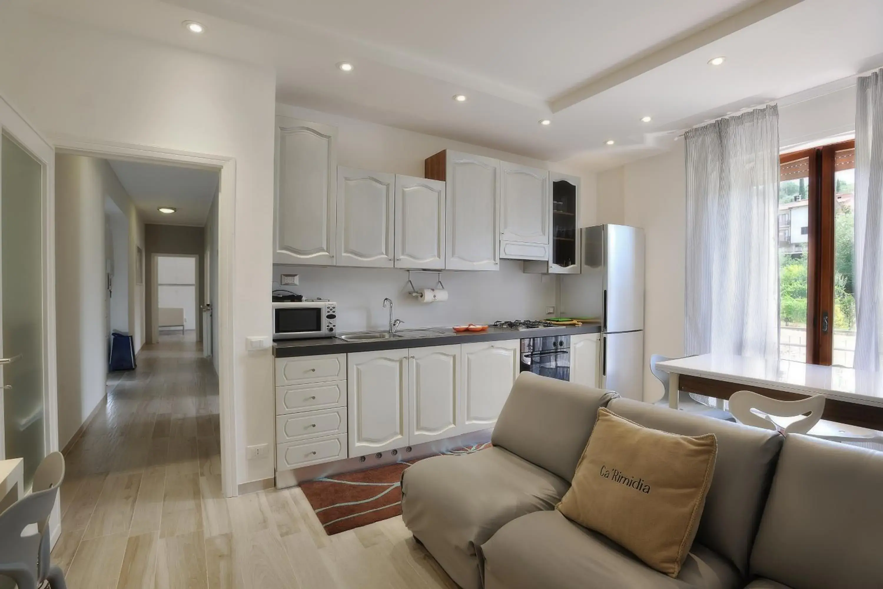 Three-Bedroom Apartment in Casarimidia Three-Bedroom Apartment in Casarimidia