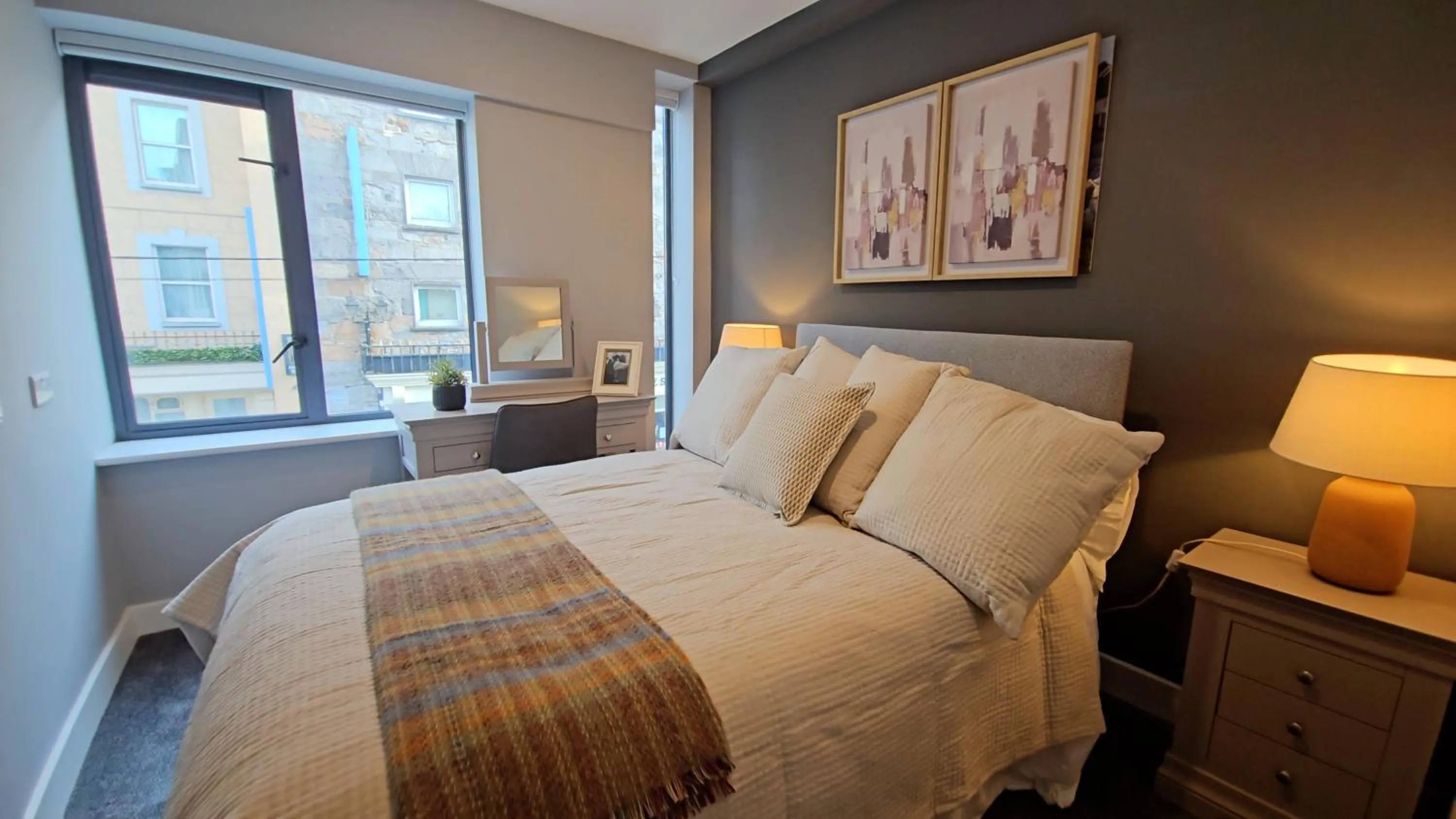 Bedroom, Bed in Madison House