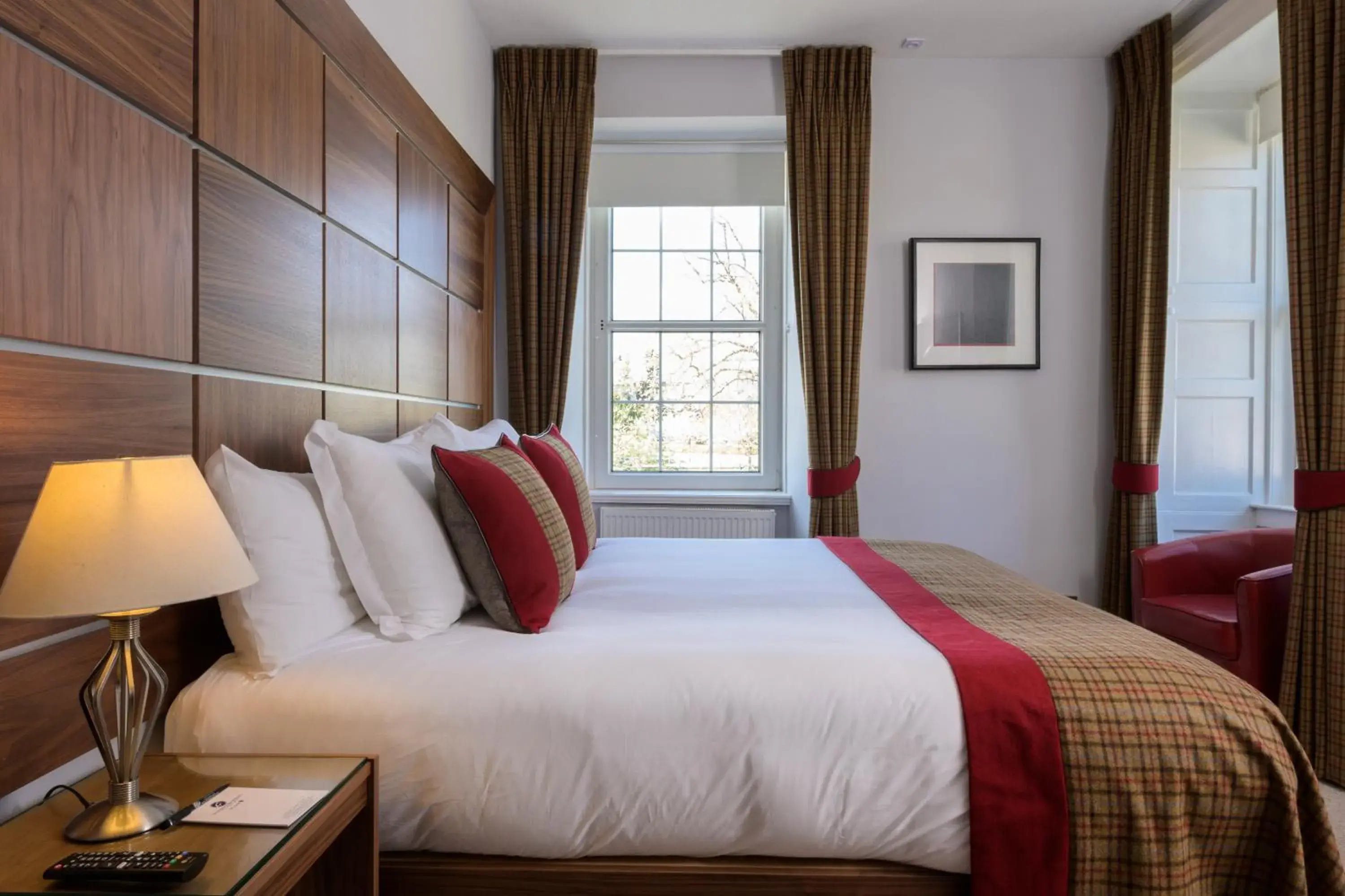 Club Double Room in The Glenmoriston Townhouse Hotel Club Double Room in The Glenmoriston Townhouse Hotel