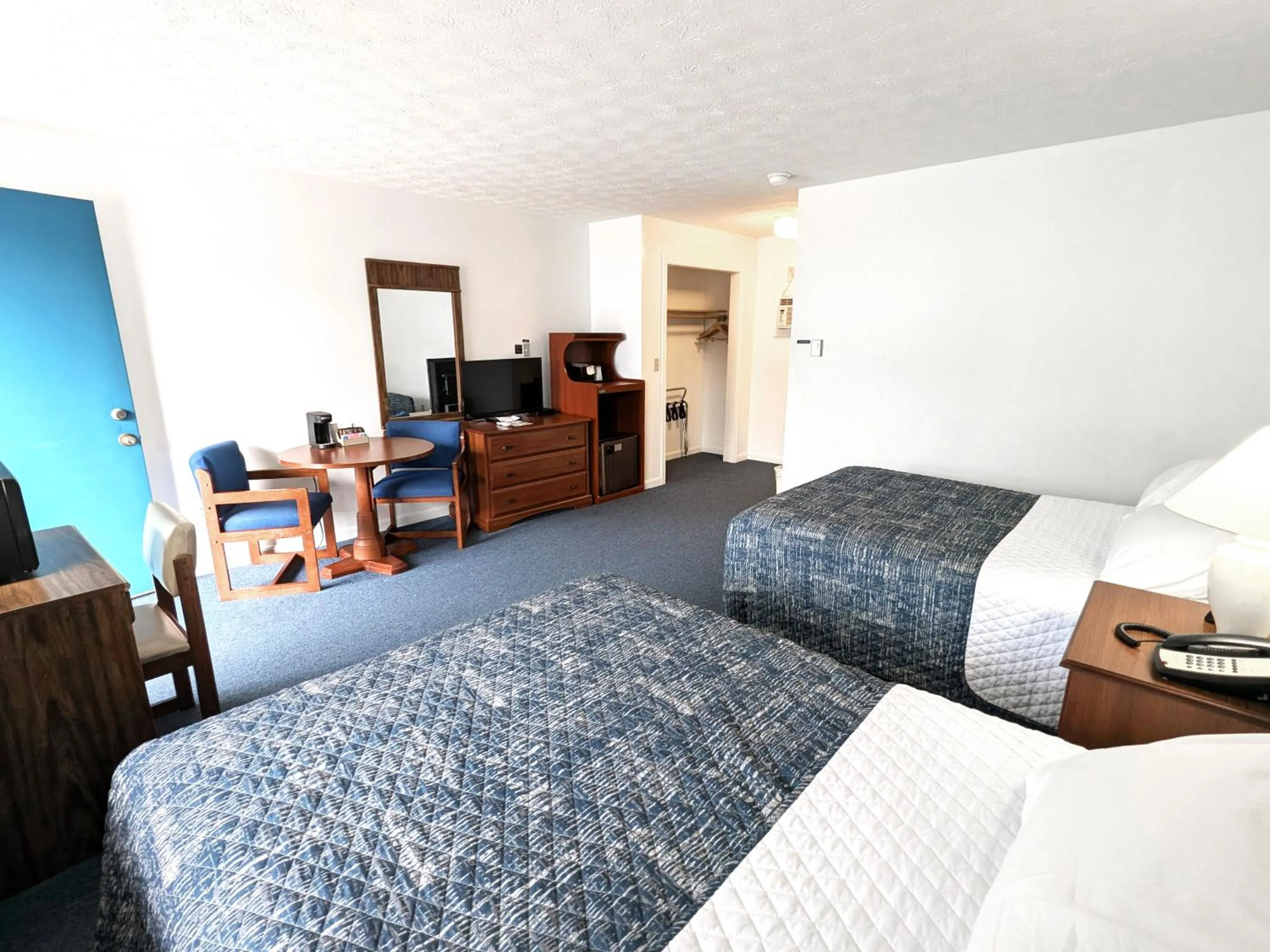 Bed in Ocean Acres Ogunquit