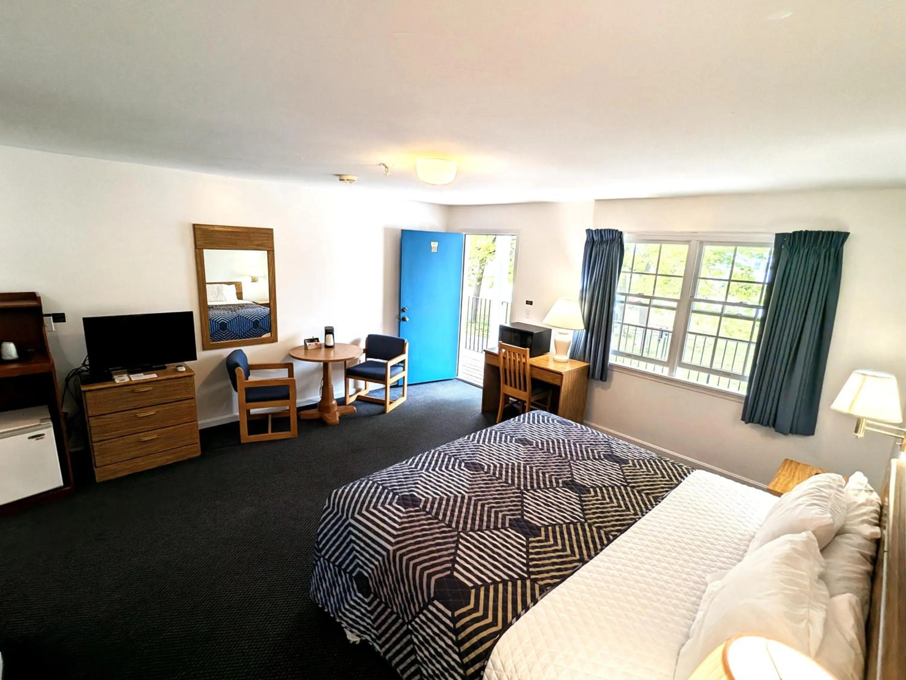 Bed in Ocean Acres Ogunquit