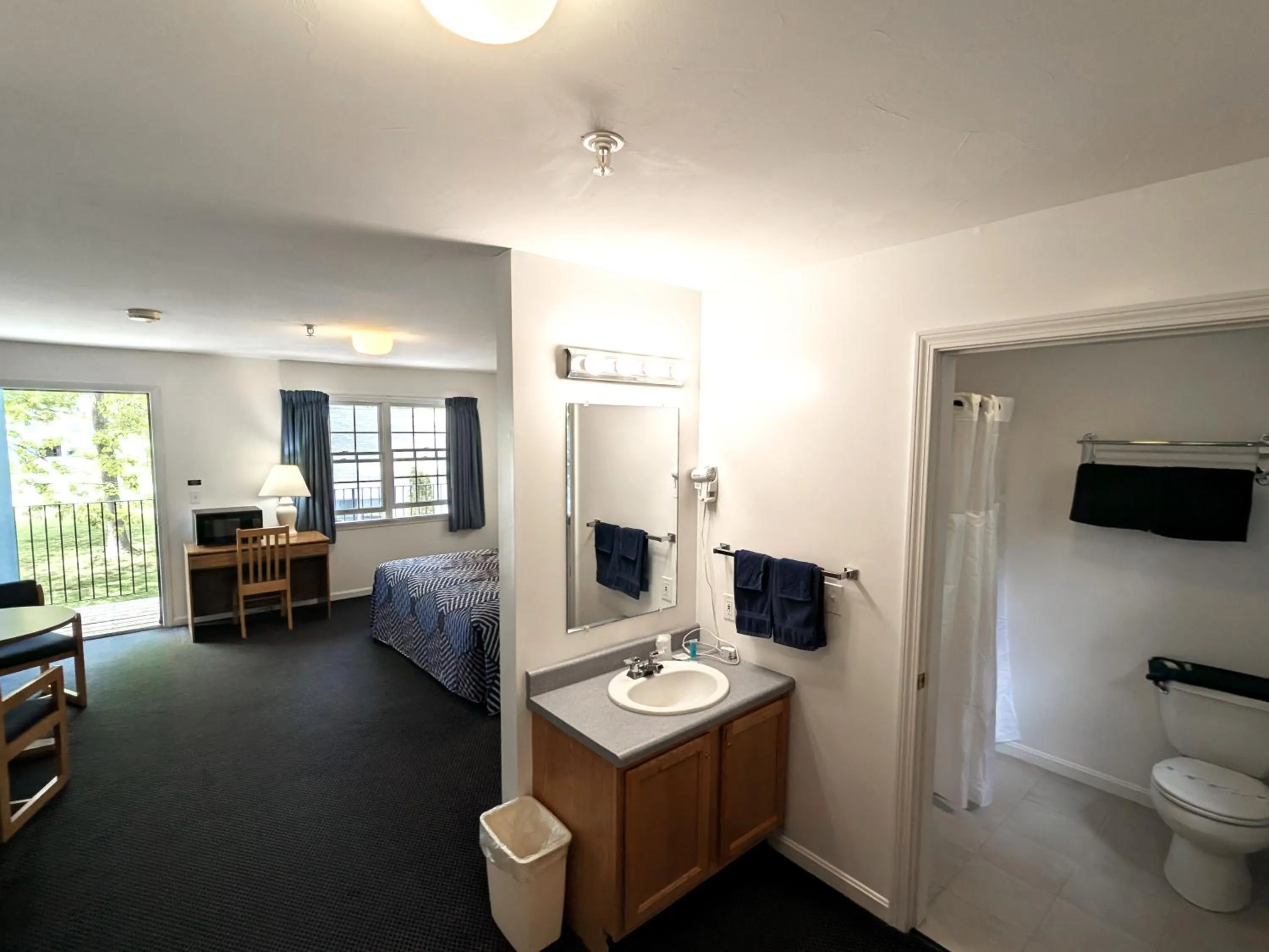 Bed in Ocean Acres Ogunquit