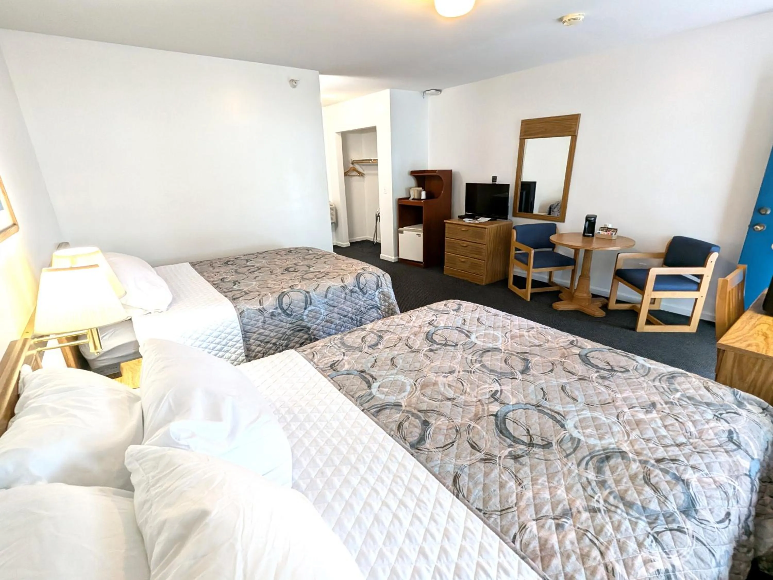 Bed in Ocean Acres Ogunquit