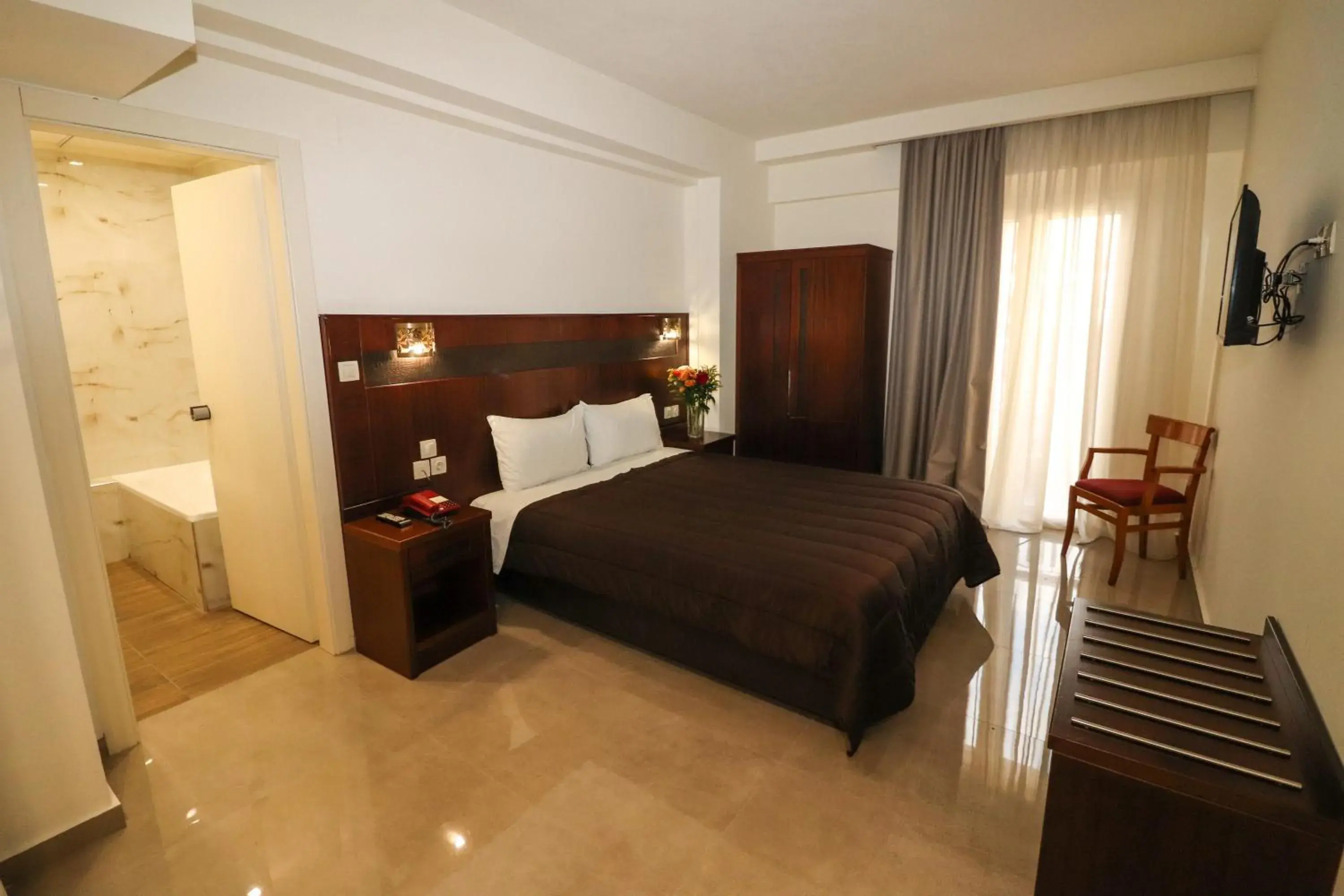 Bed in Hotel Orfeas Bed in Hotel Orfeas