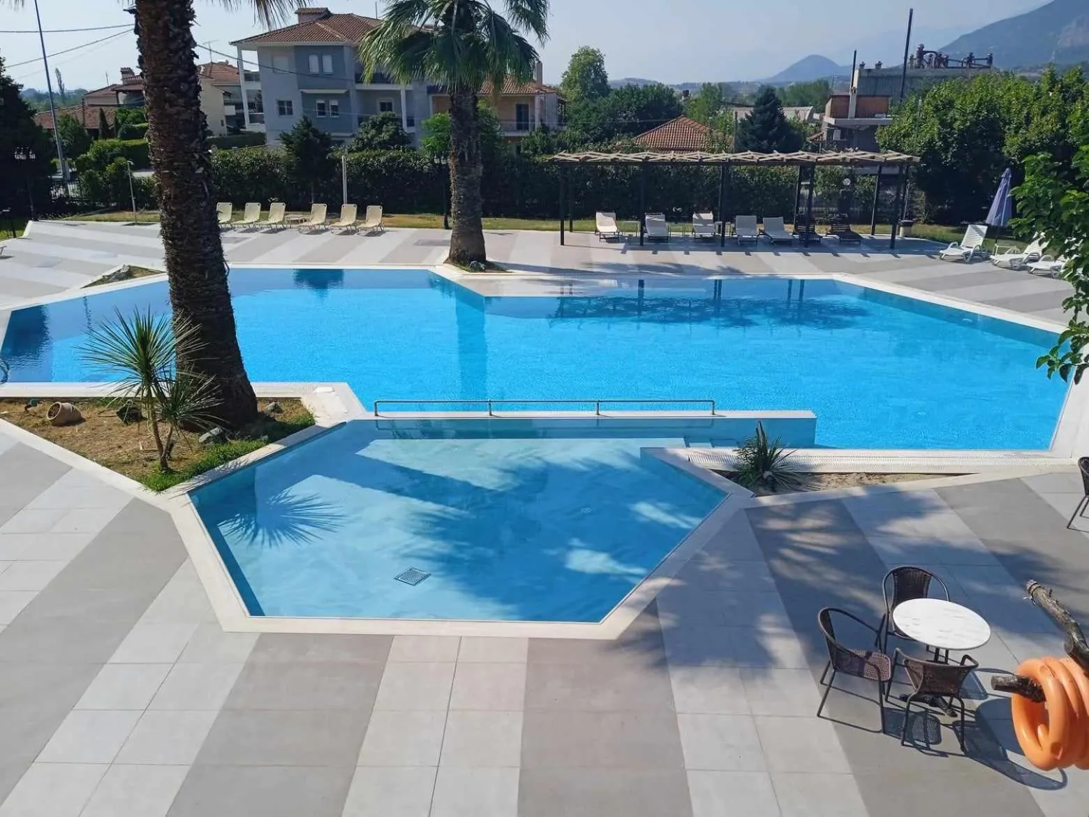 Swimming pool in Hotel Orfeas