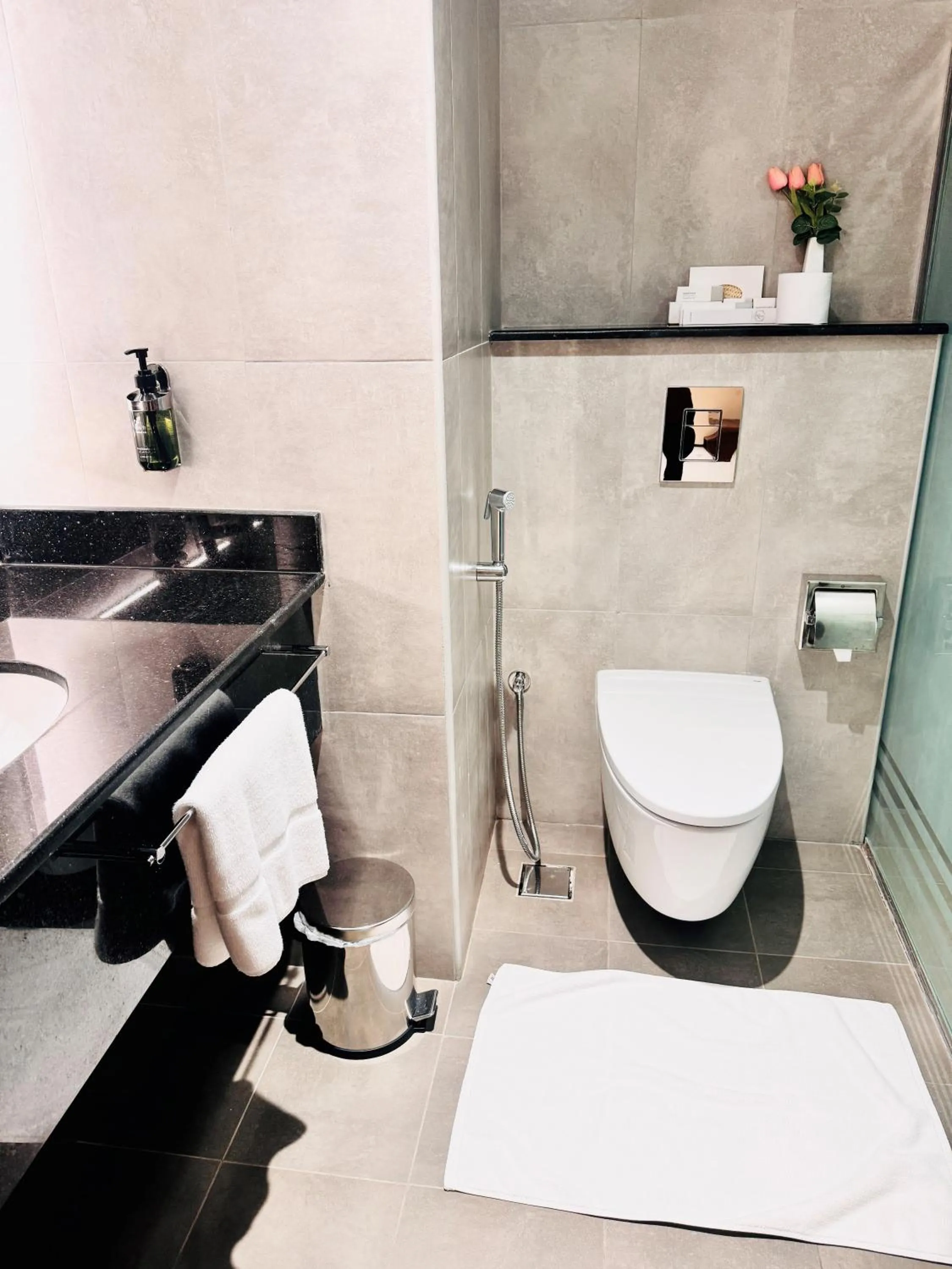 Toilet in Kyriad Hotel Salalah