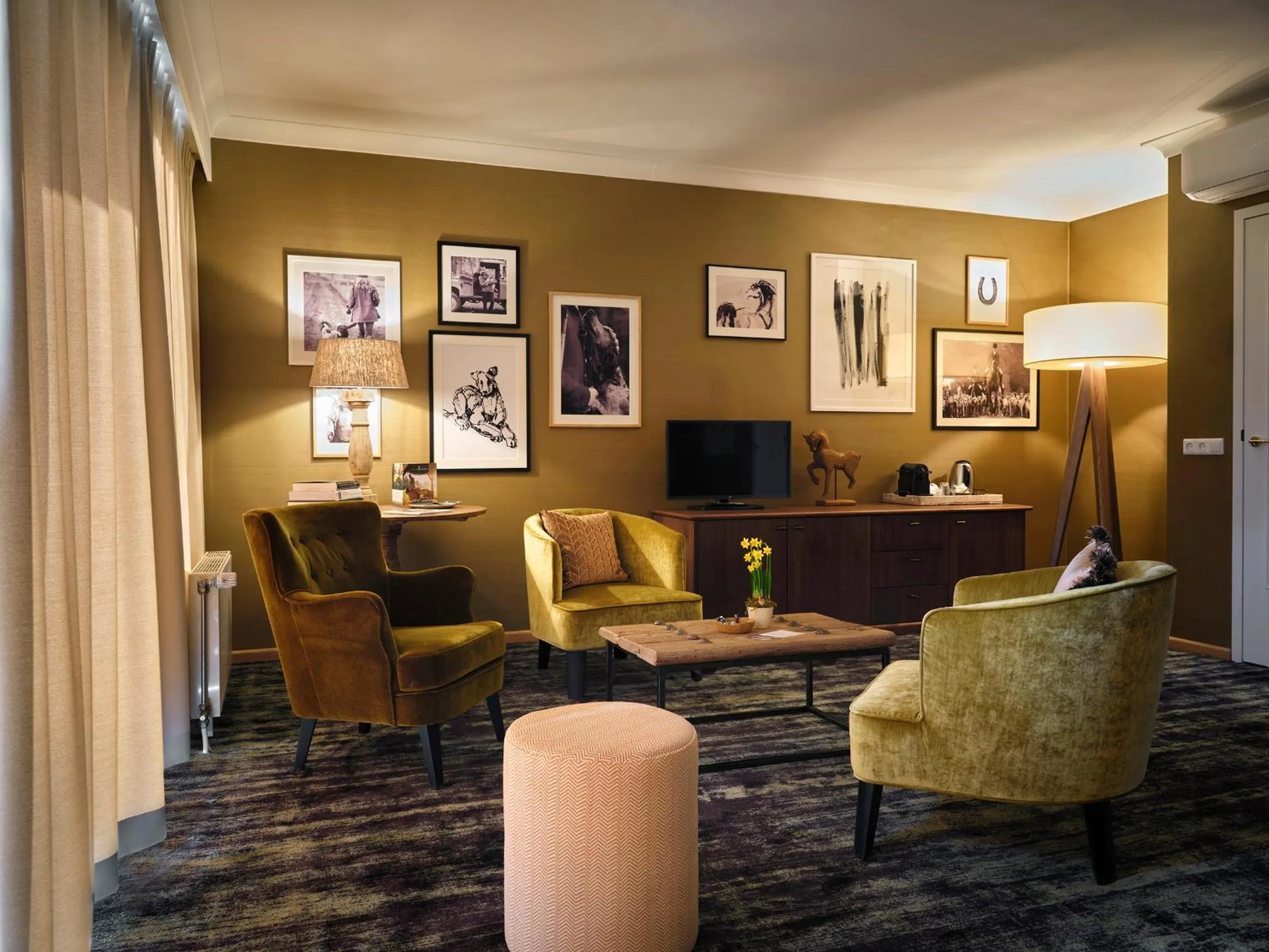 Seating area in Landgoed De Holtweijde