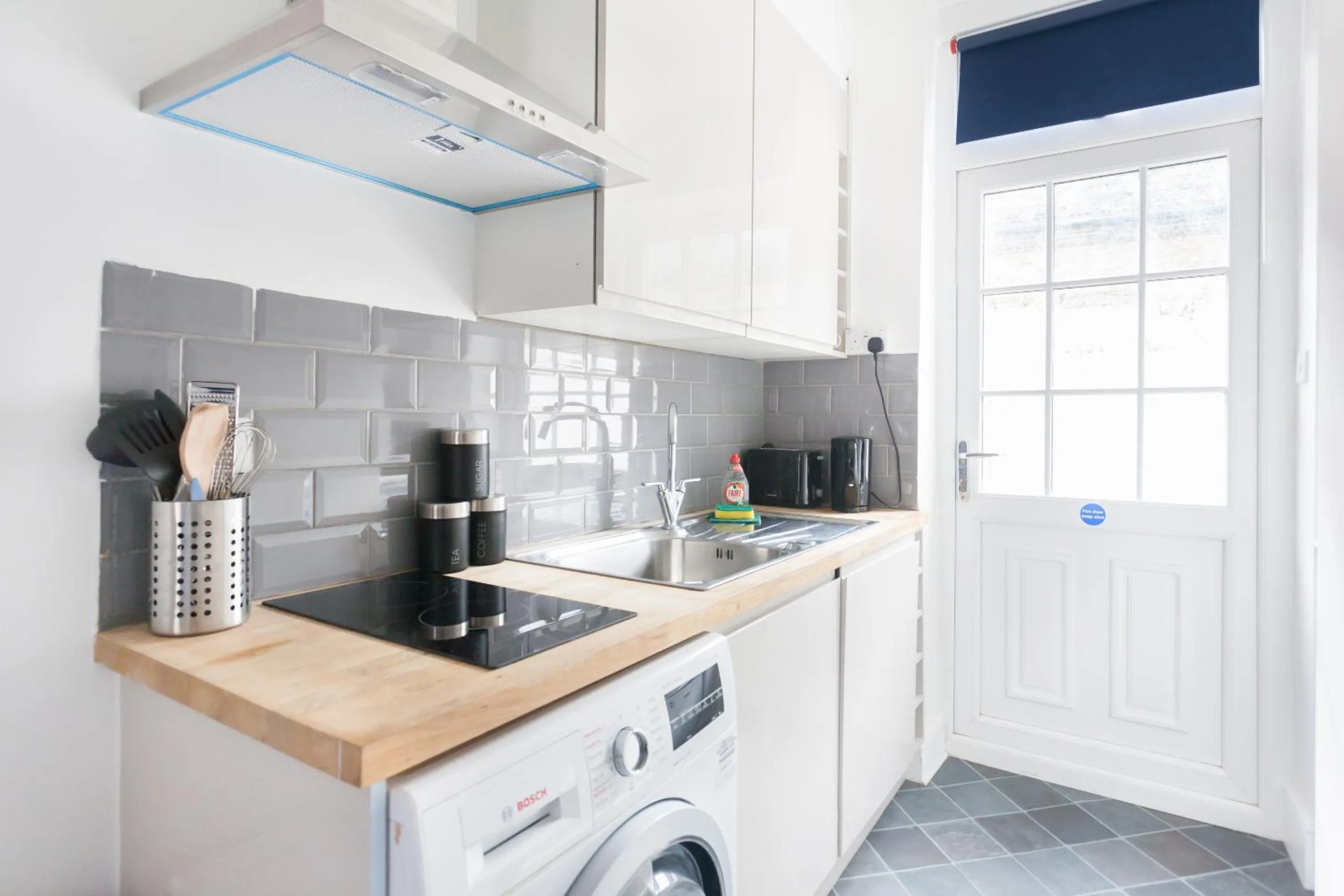Kitchen or kitchenette in Camden House