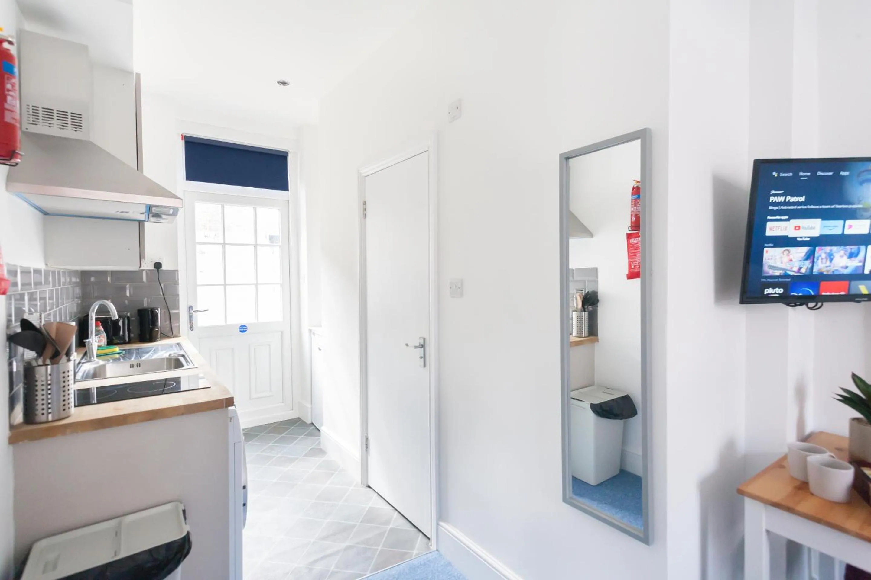 Kitchen or kitchenette in Camden House