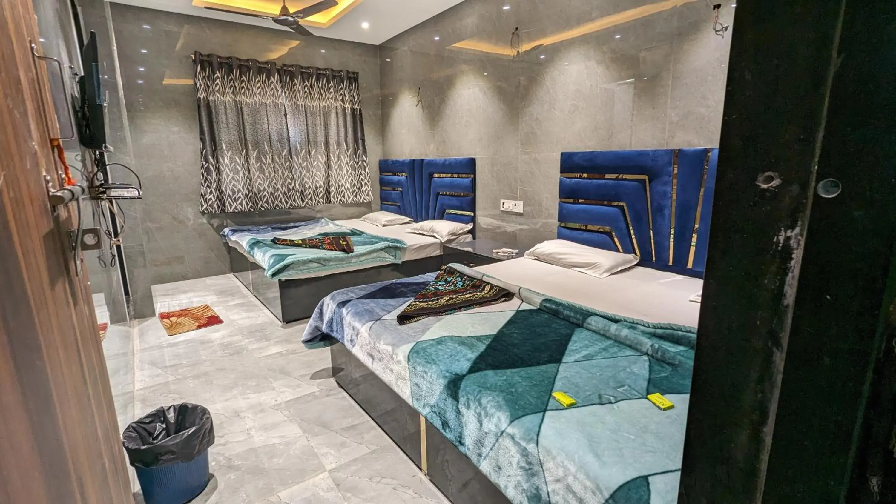 Bedroom, Bed in Hotel Shikhar Inn Bedroom, Bed in Hotel Shikhar Inn