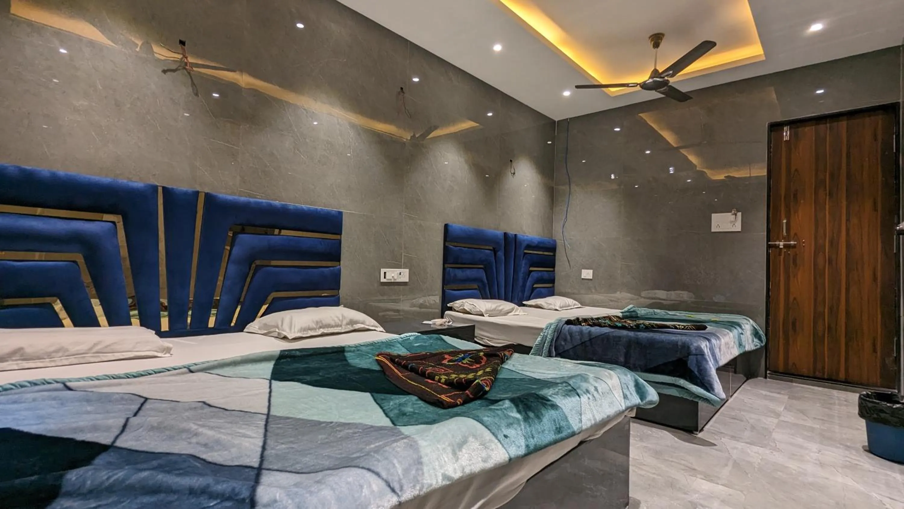 Photo of the whole room, Bed in Hotel Shikhar Inn