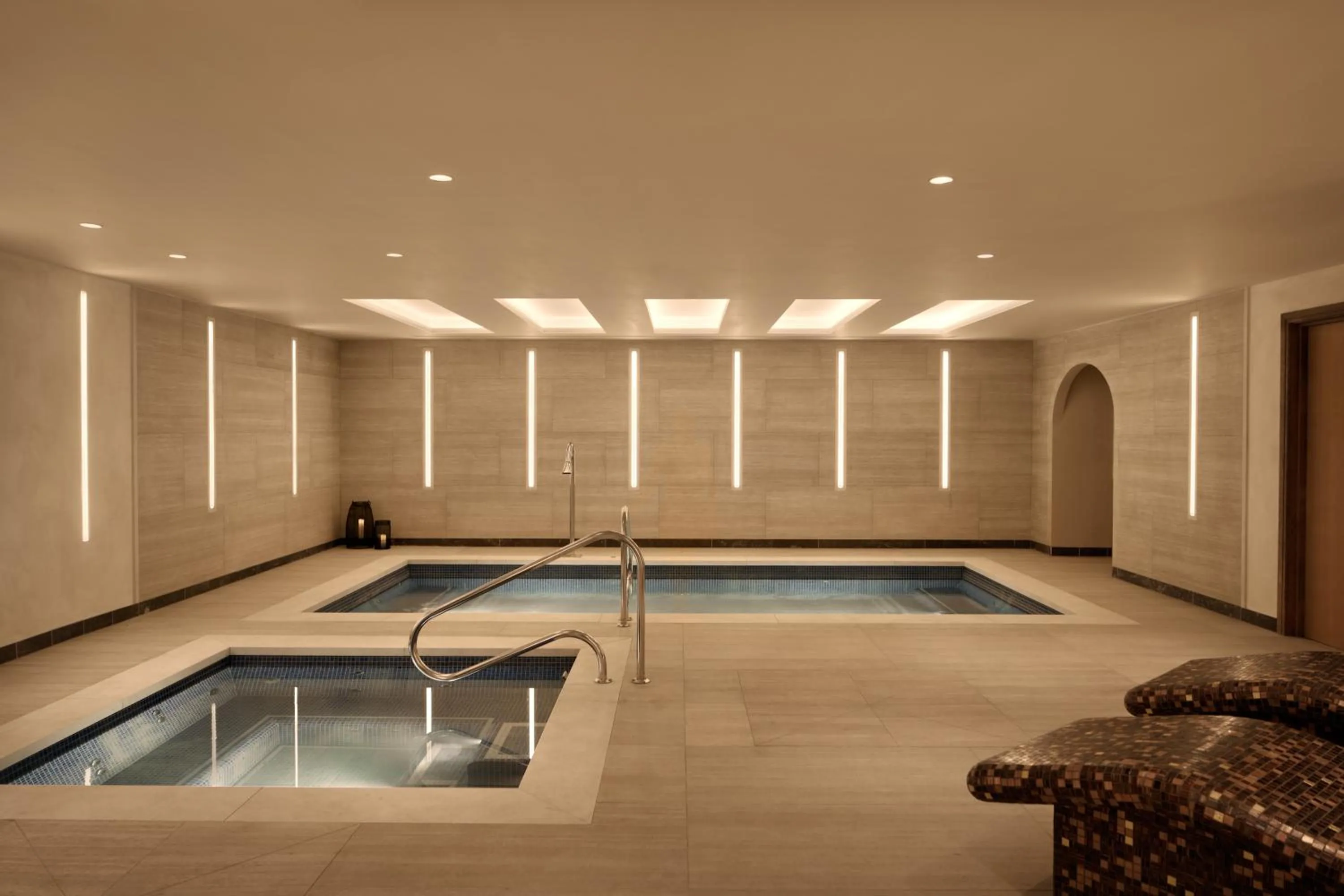 Hot Tub in The Grand Brighton