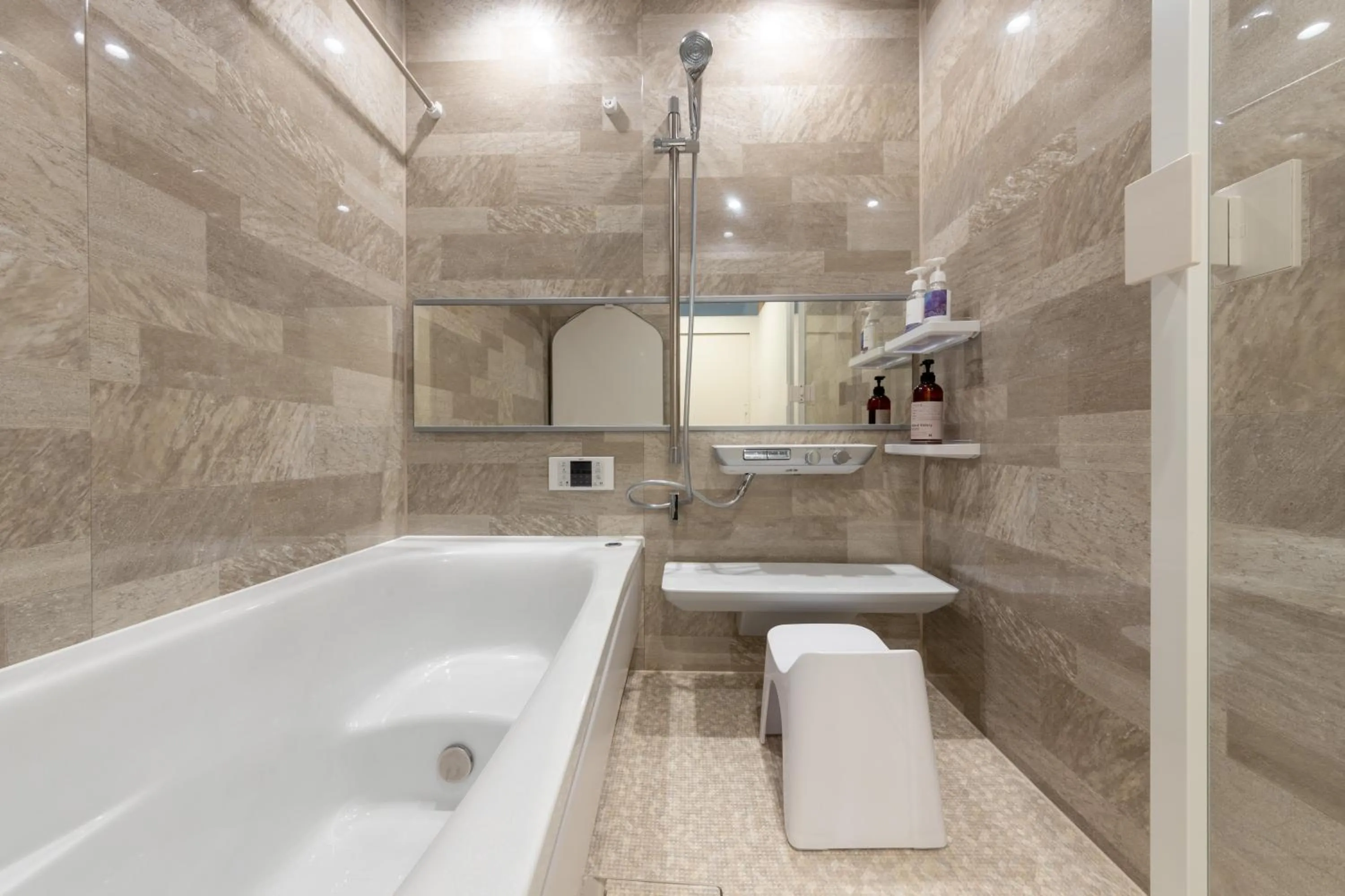 Shower in villa vacances hamanako