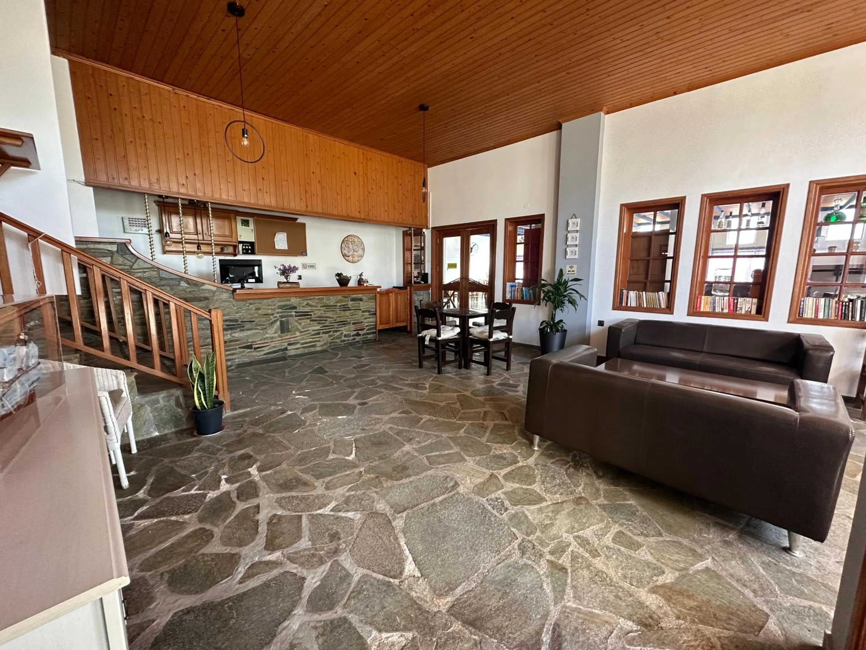 To Kyma