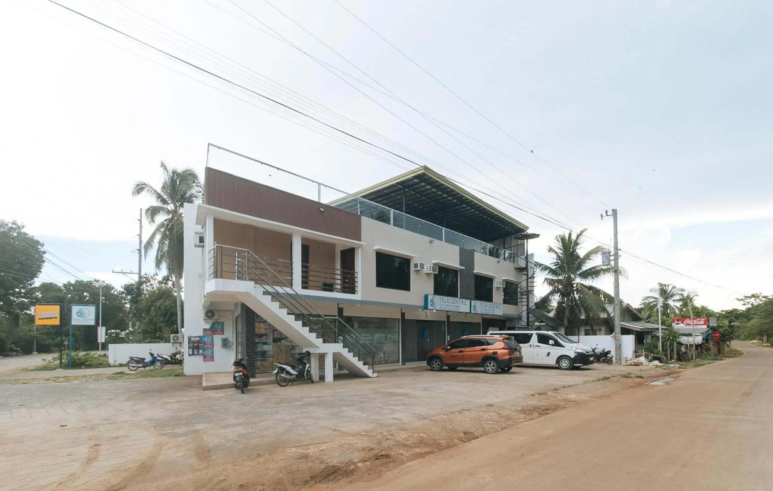 Property building in RedDoorz at Happy Stay Apartelle Property building in RedDoorz at Happy Stay Apartelle