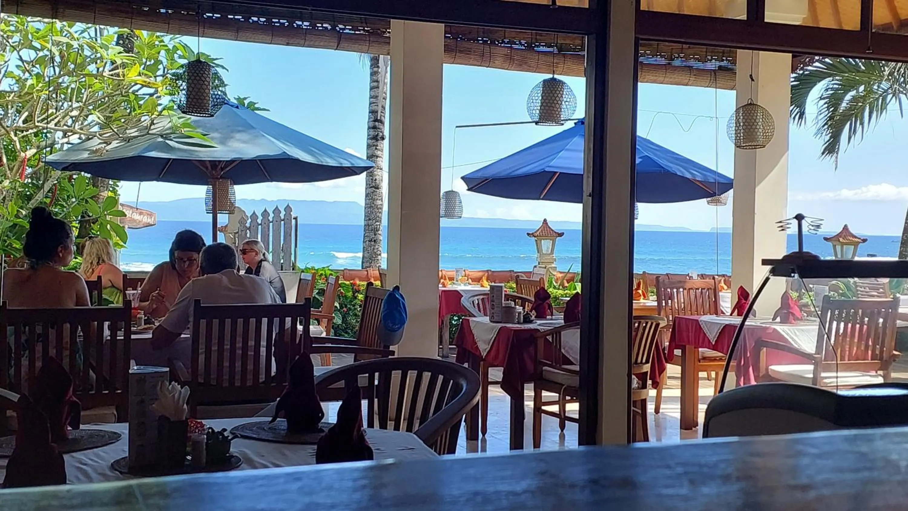 Restaurant/places to eat in Nusa Indah Candidasa