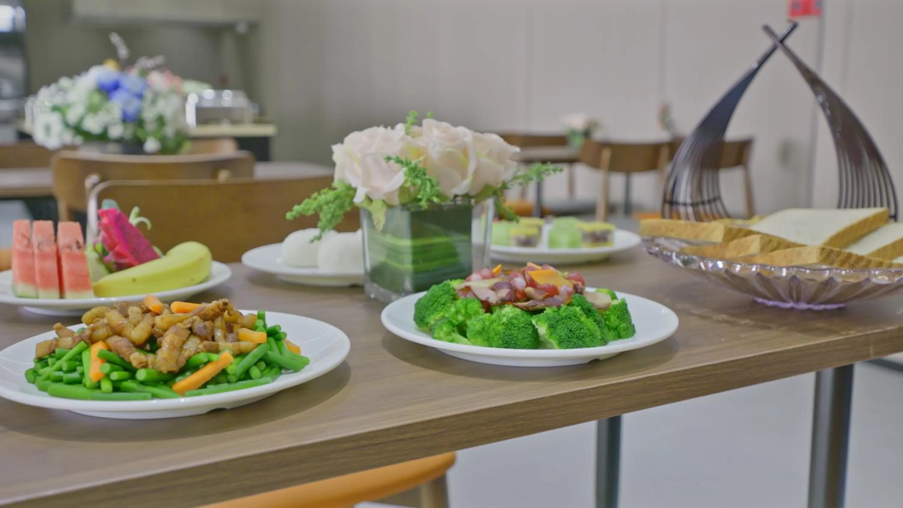 Restaurant/places to eat in Guangzhou Yunjia Hotel - Airport Terminal 2