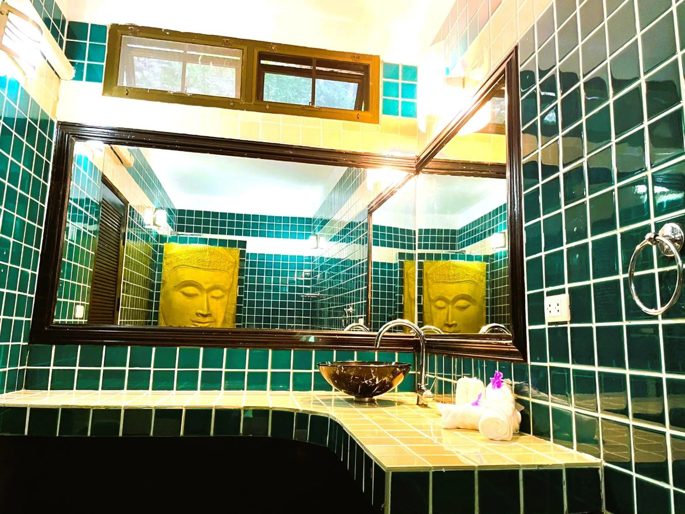 Bathroom in Boomerang Village Resort Kata