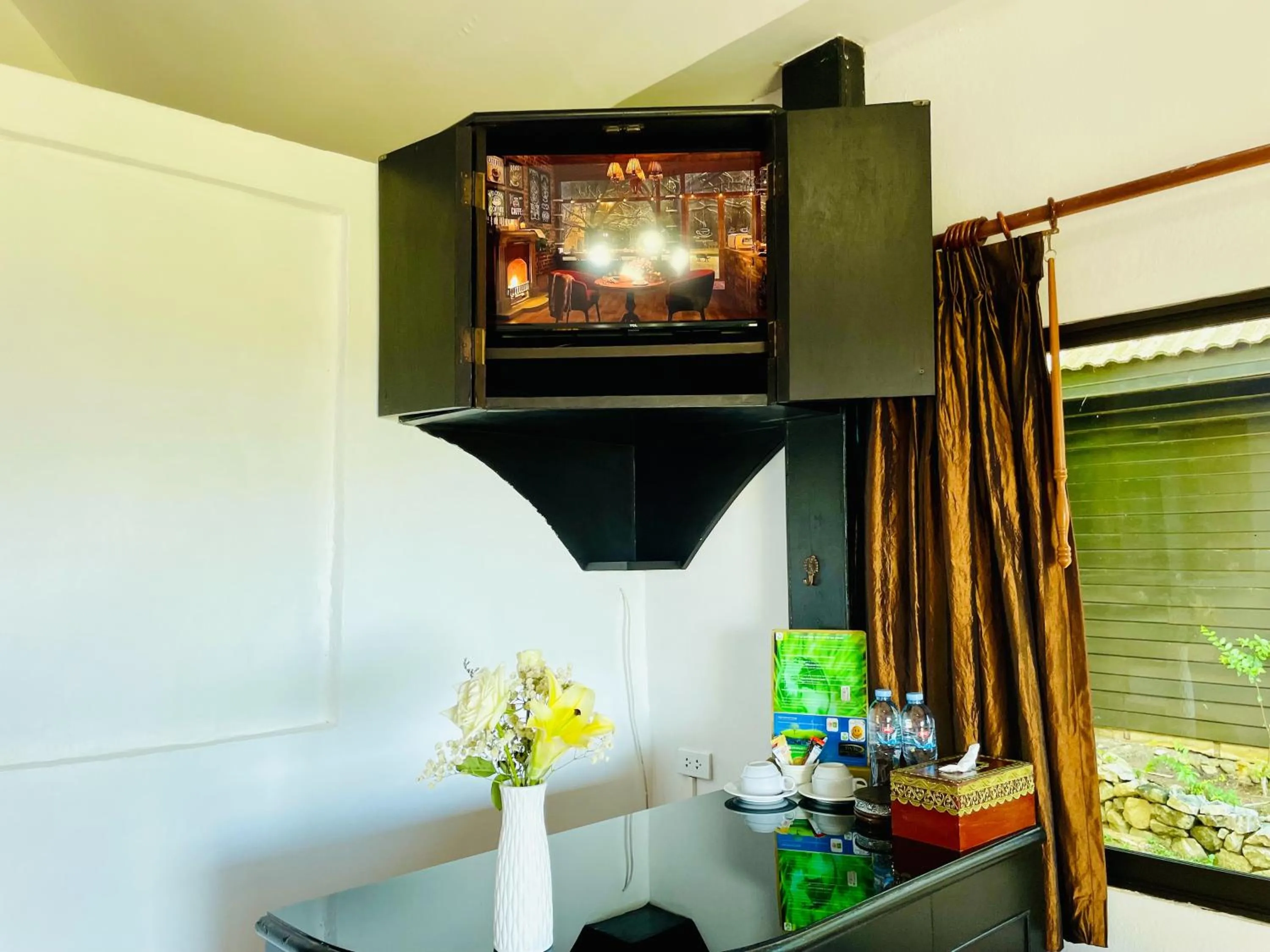 TV and multimedia in Boomerang Village Resort Kata