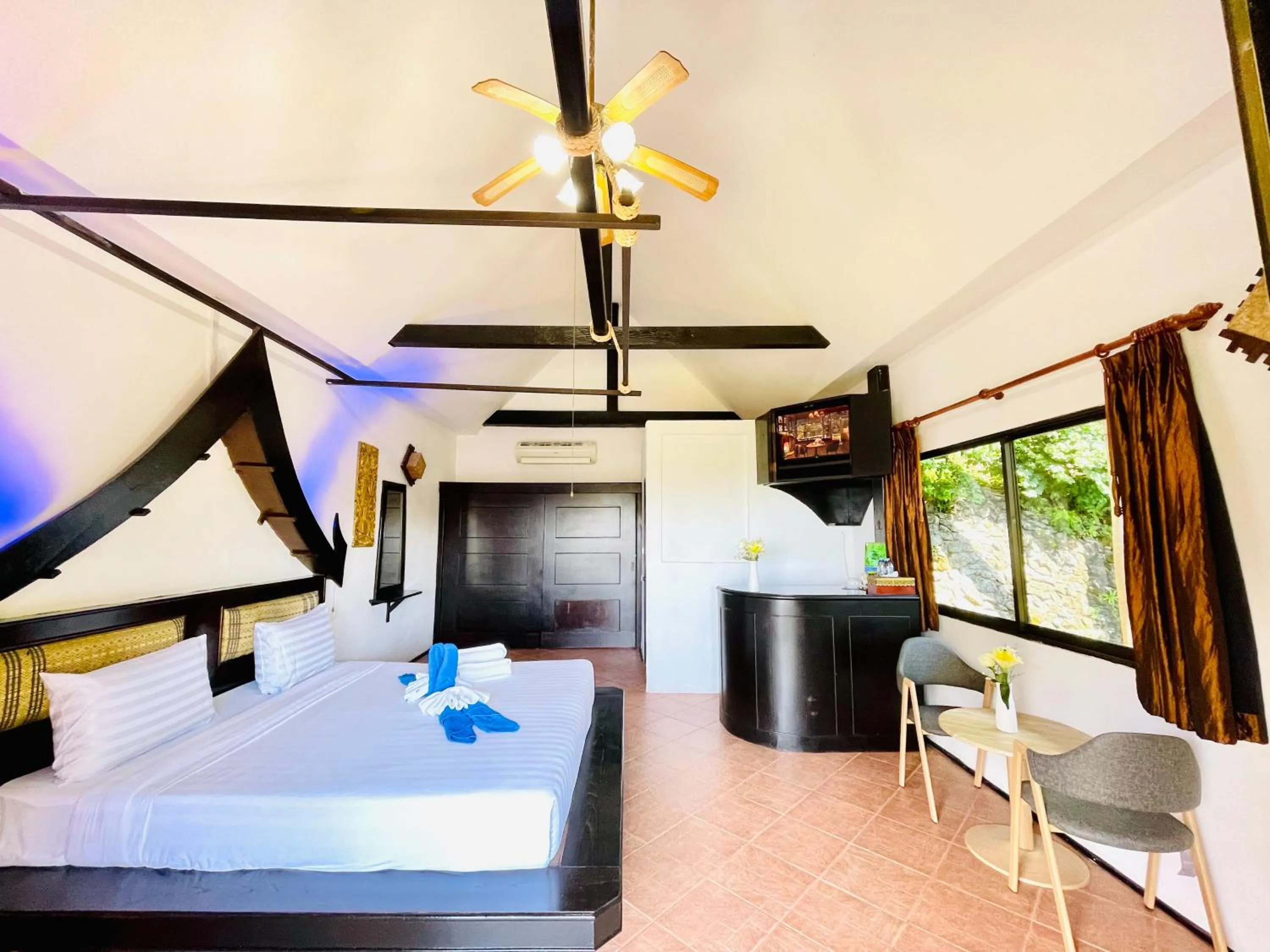 Photo of the whole room, Bed in Boomerang Village Resort Kata