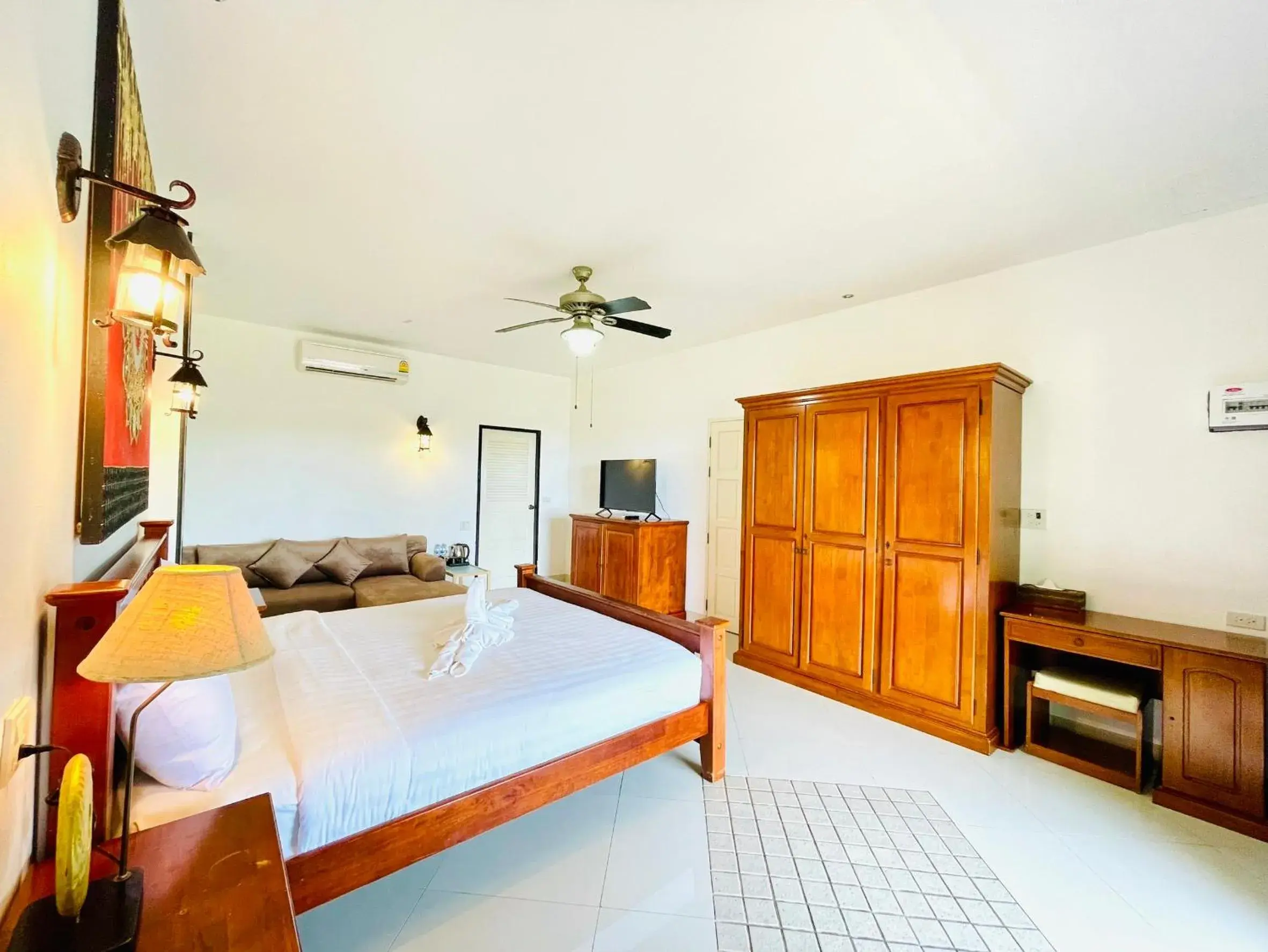 Two-Bedroom Suite in Boomerang Village Resort Kata Two-Bedroom Suite in Boomerang Village Resort Kata