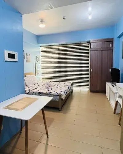 Henry's Newport Condotel Henry's Newport Condotel