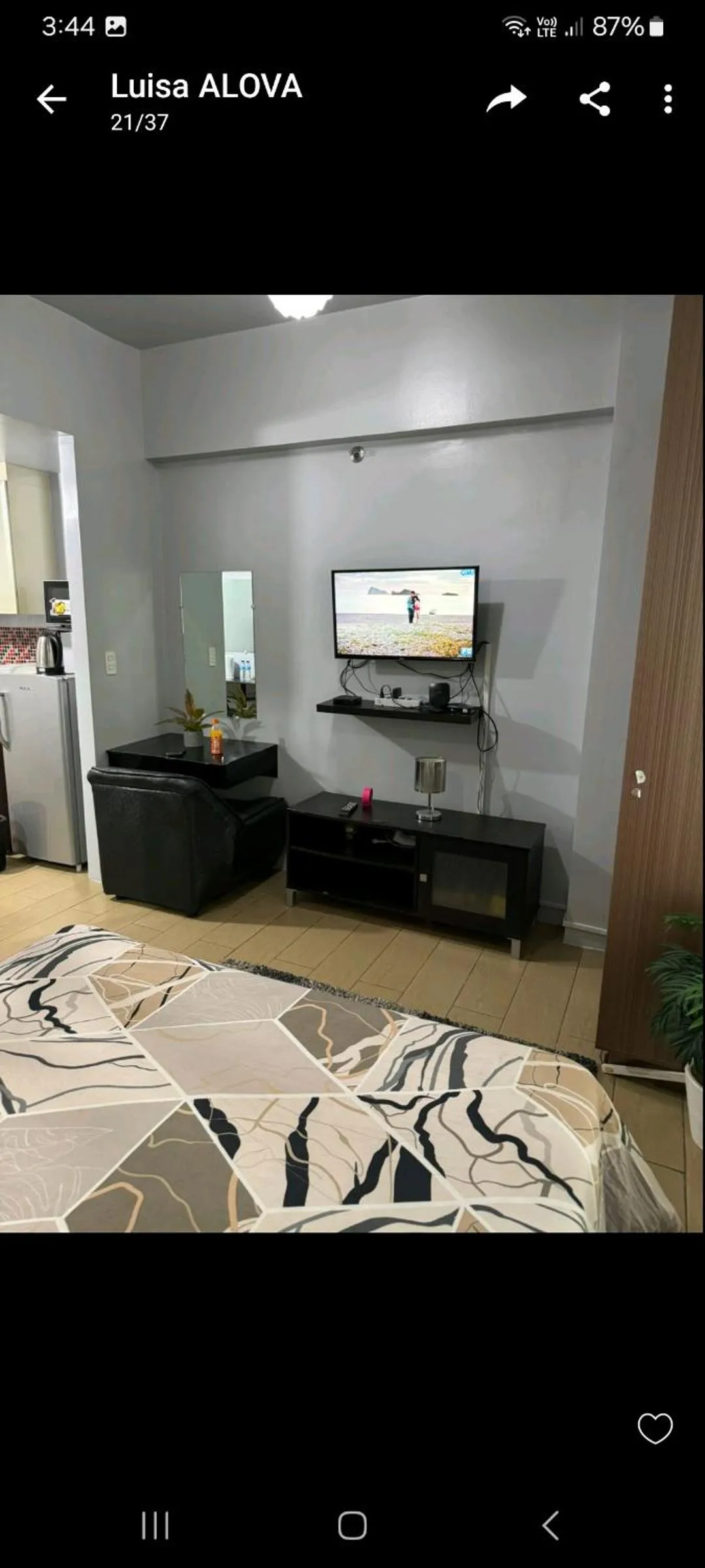 Henry's Newport Condotel