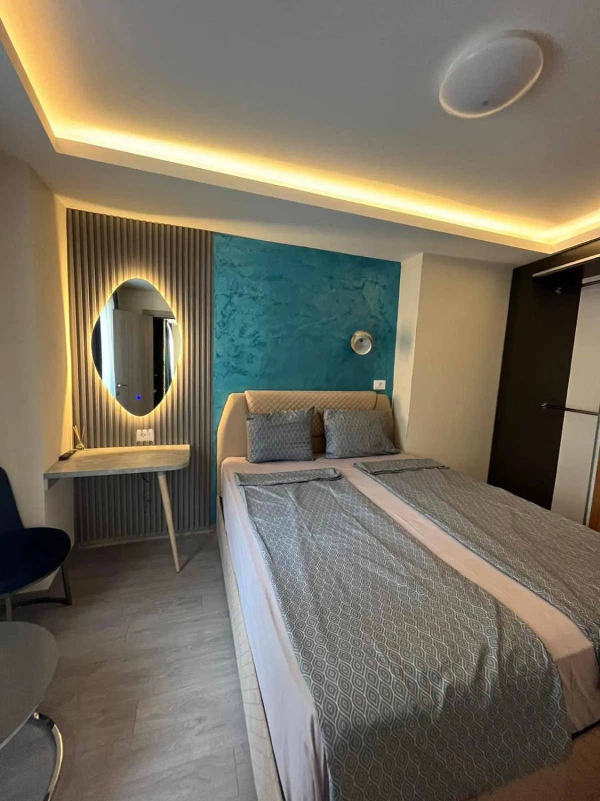 Bed in Square Vanilla Boutique Apart-Hotel