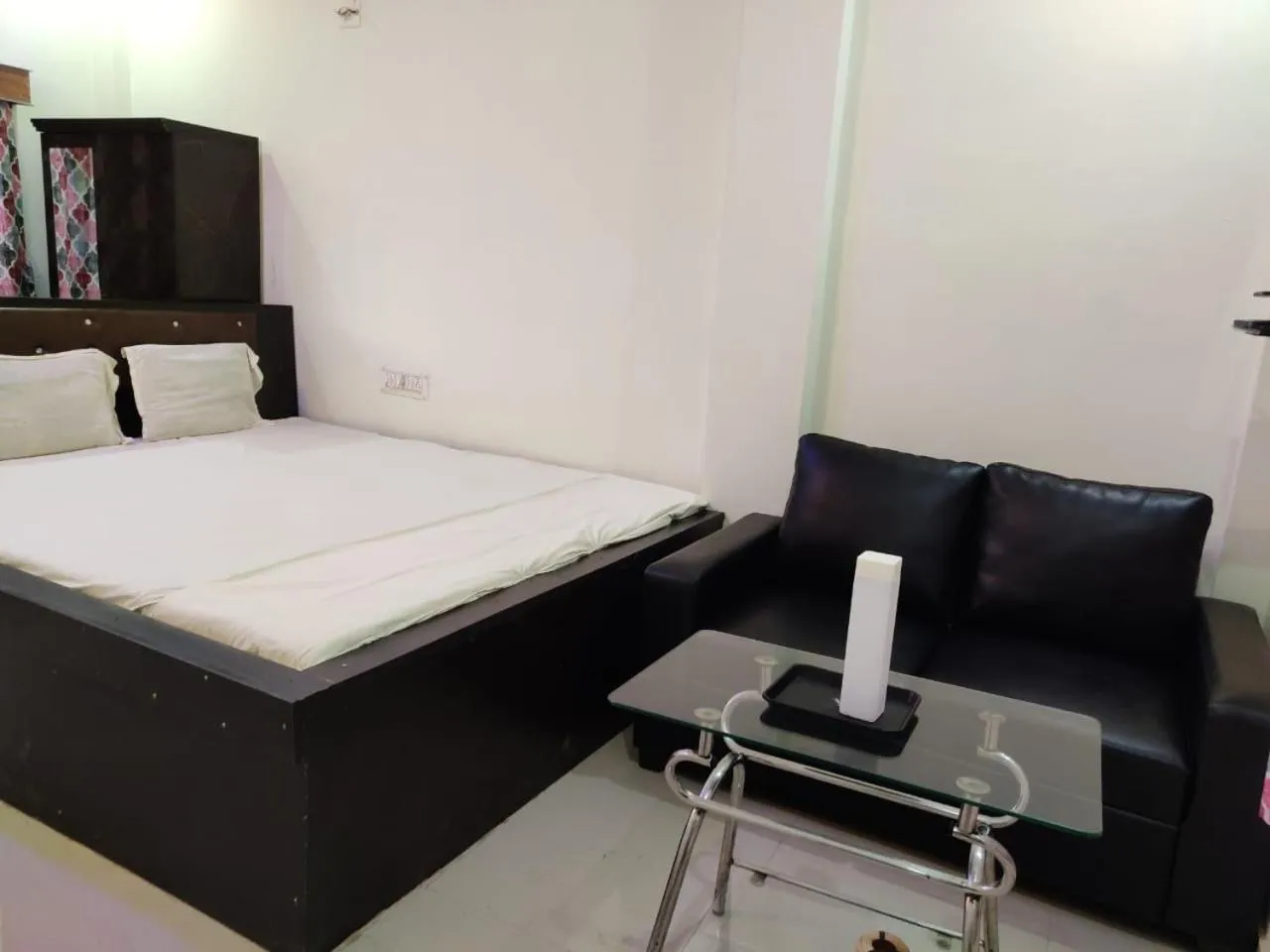 Bed in Sea Land Mandarmani