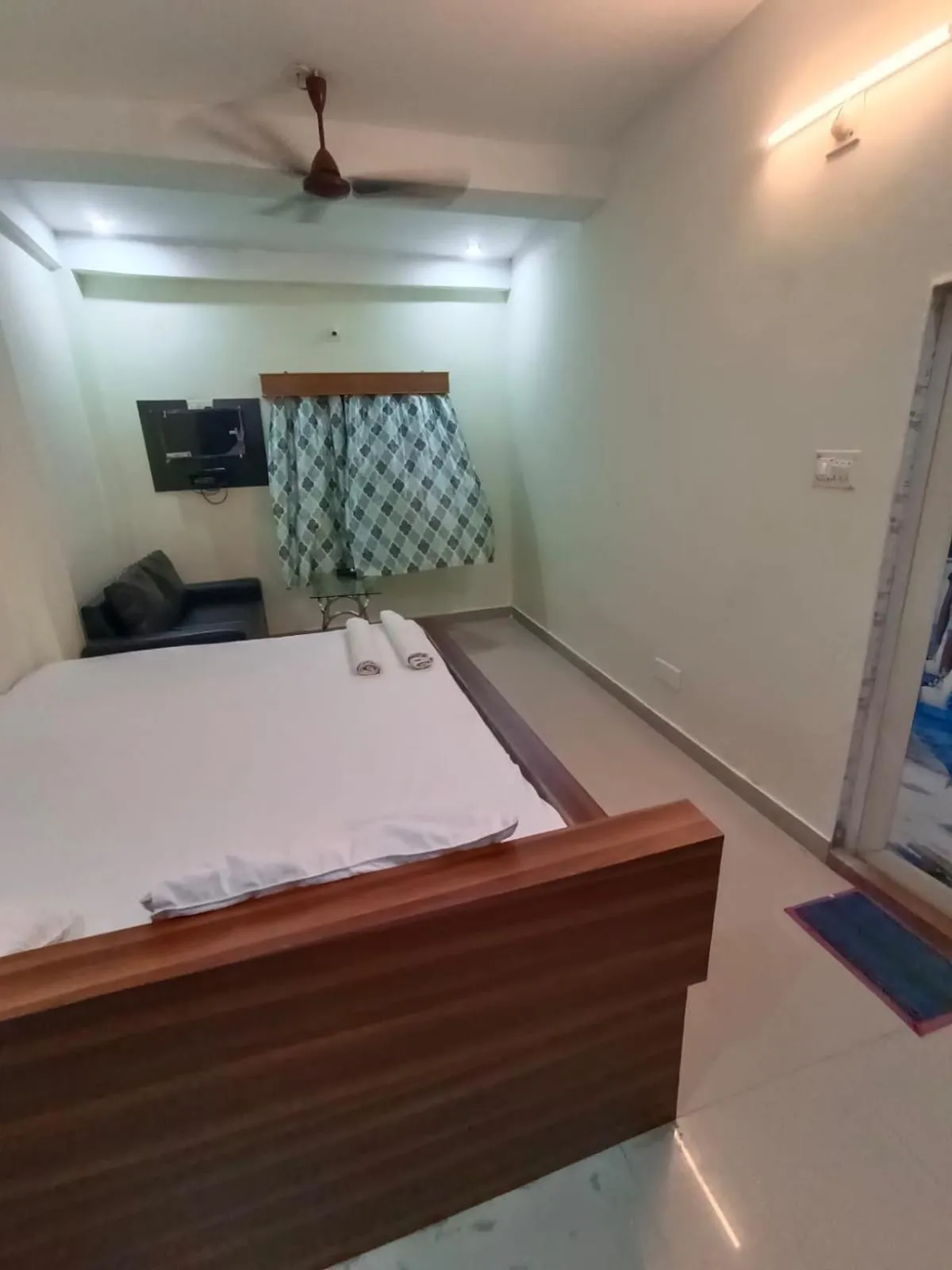 Bed in Sea Land Mandarmani