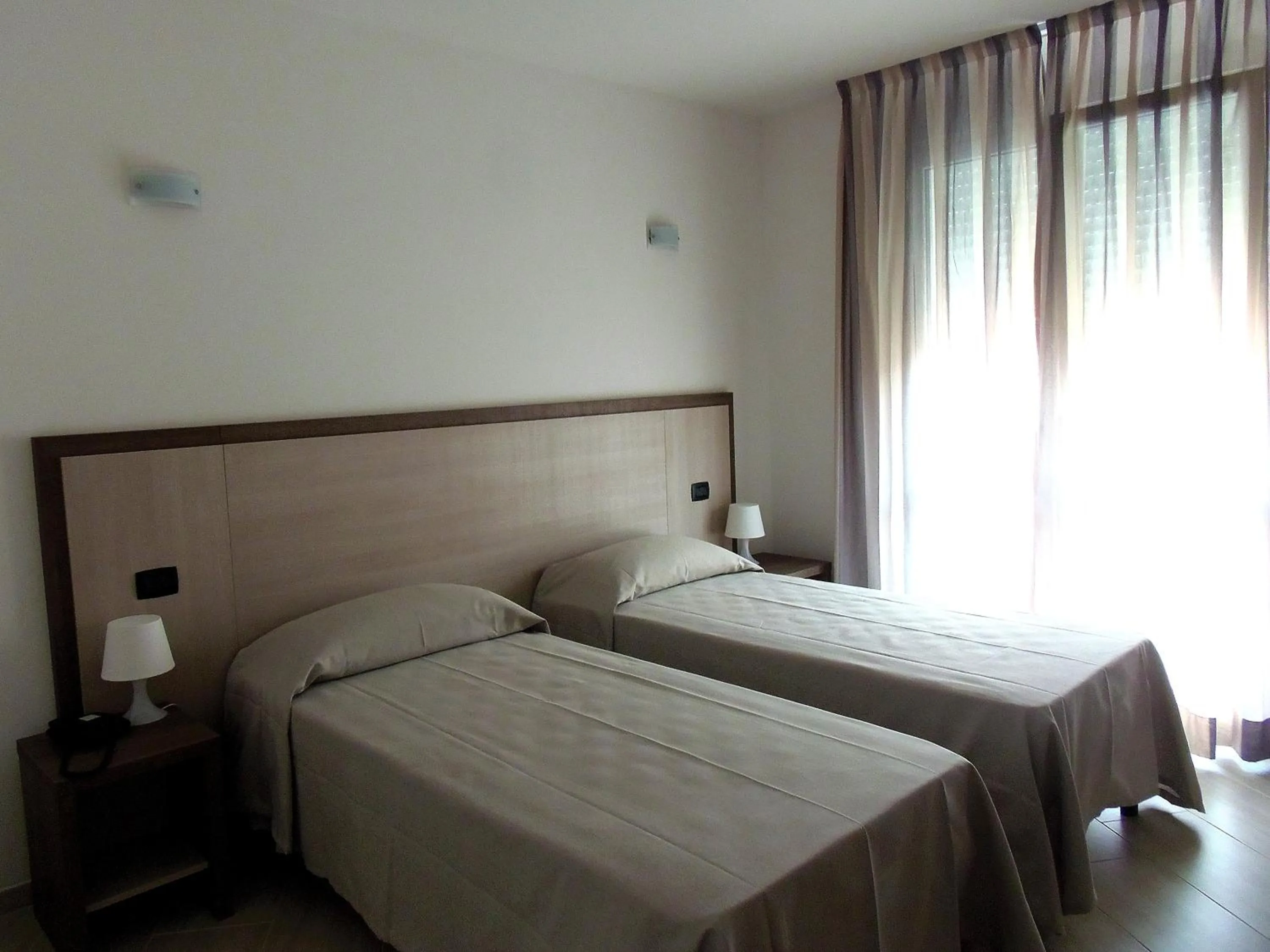 Bedroom, Bed in Hotel Lido Inn