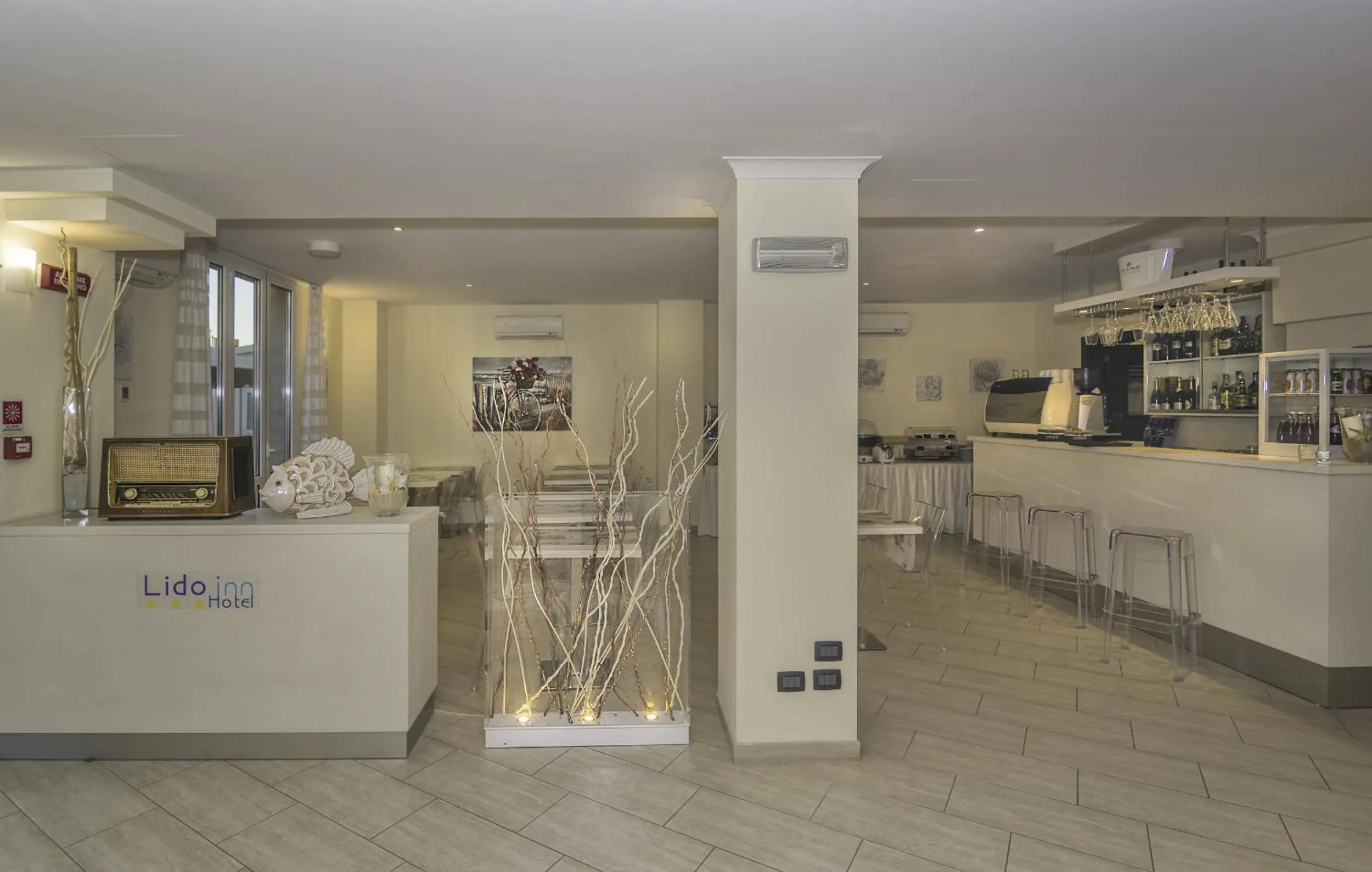 Lobby or reception in Hotel Lido Inn