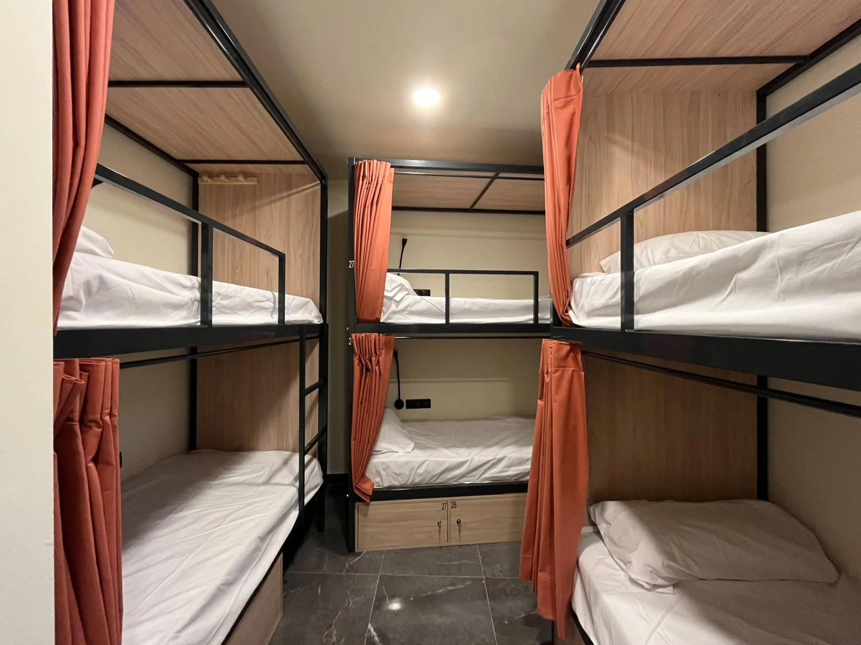 Bed in Multi Hostel Lavapies