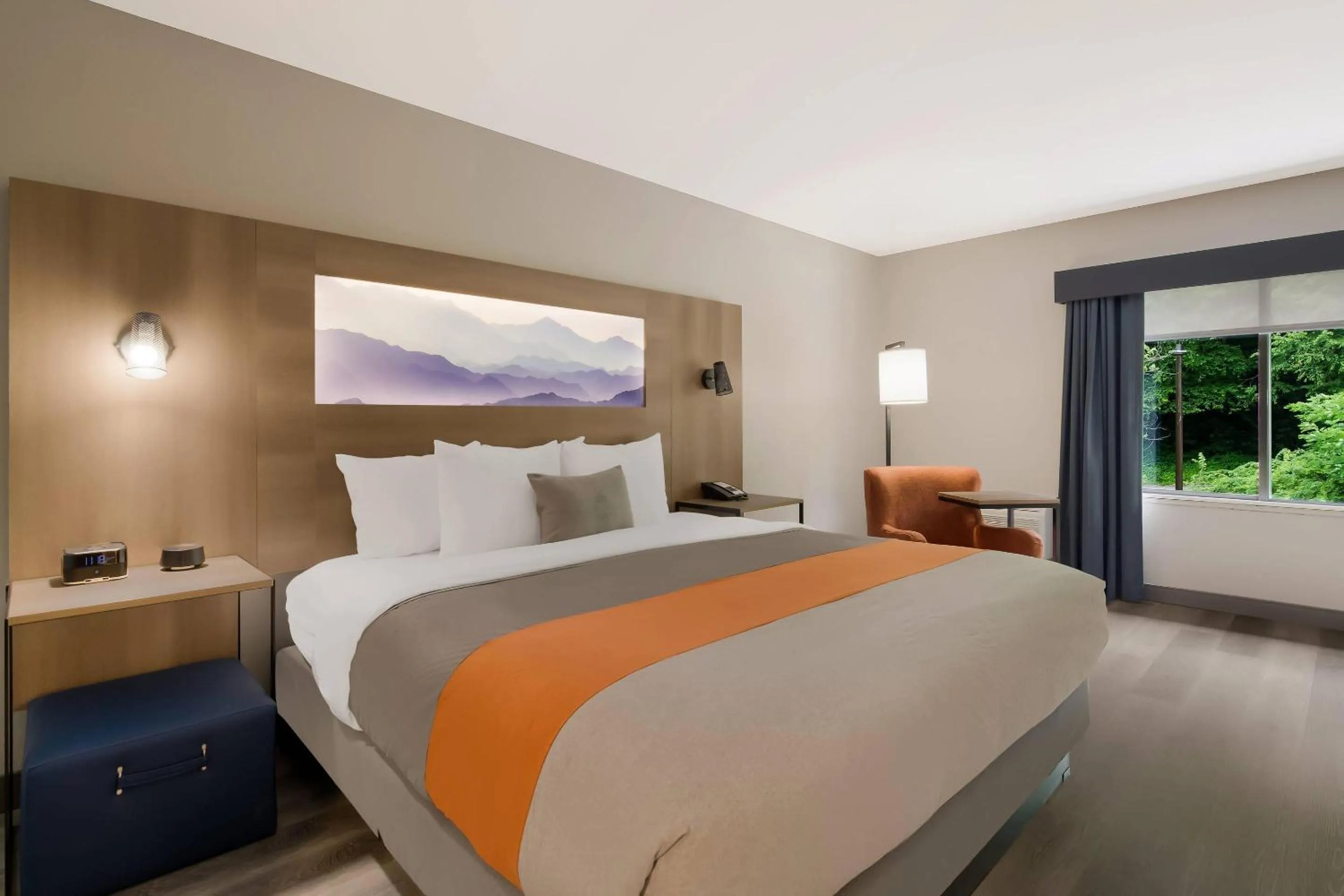 Bedroom, Bed in Graystone Lodge, an Ascend Collection Hotel