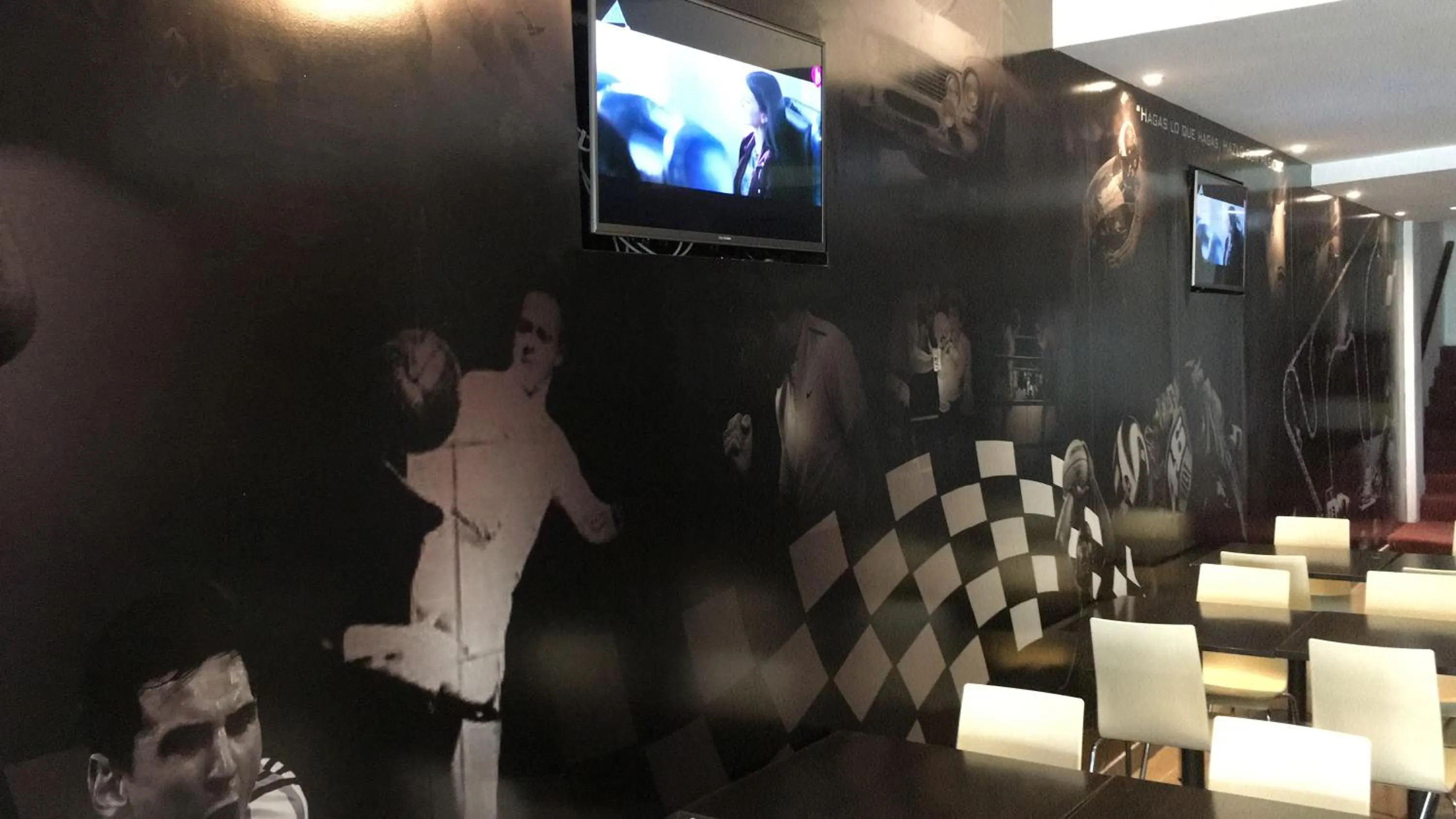 Communal lounge/ TV room in Hotel Siglo Sexto