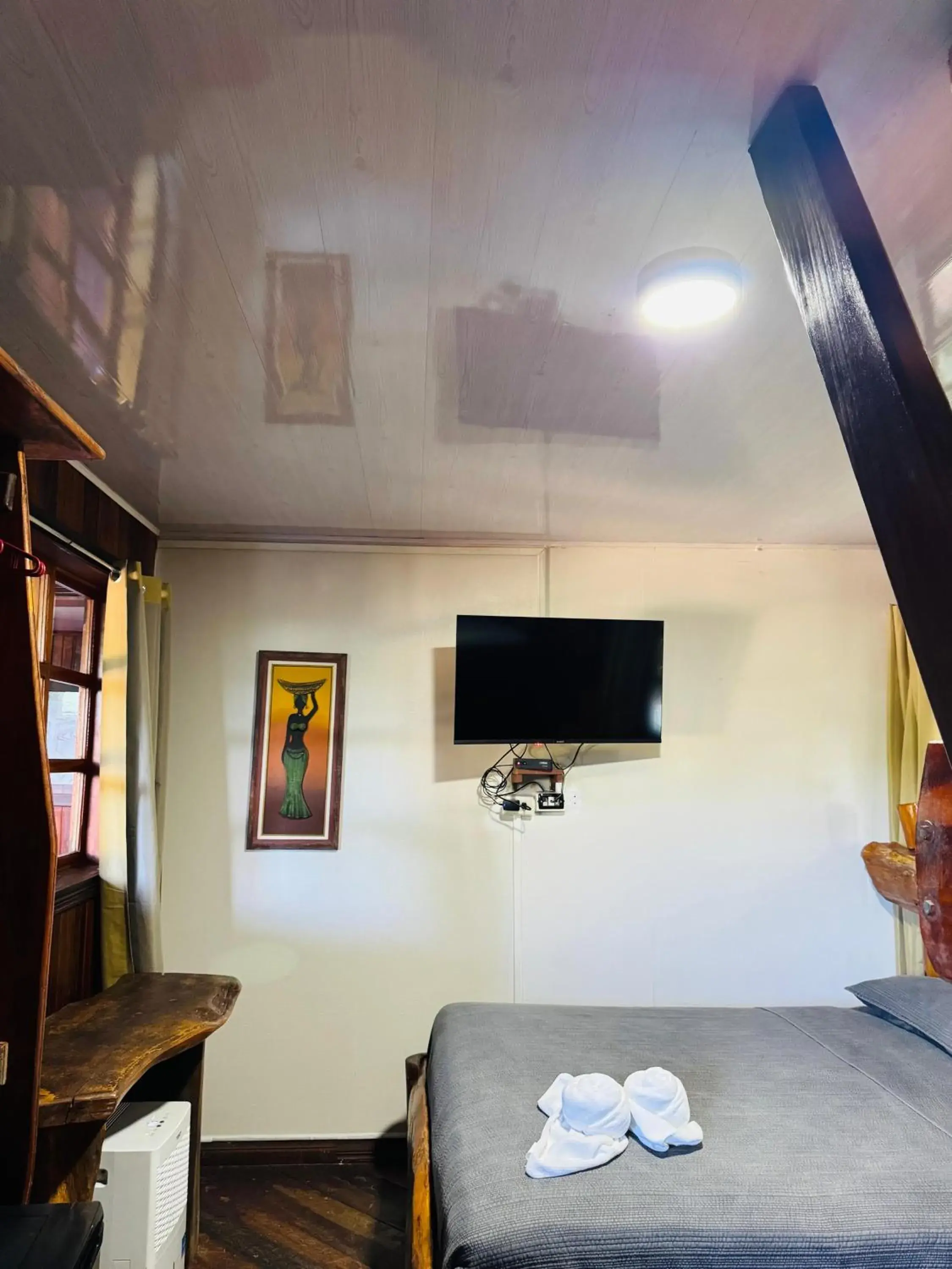 Bed in Hotel La Isla Inn Bed in Hotel La Isla Inn