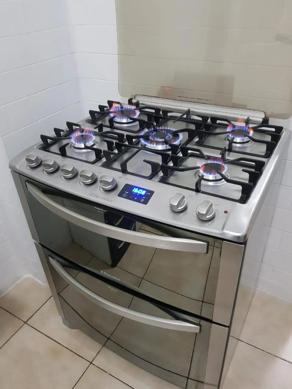 The best Copacabana Luxury Design 3 Bedroom room 3 bathroom 85 inch cinema tv top location