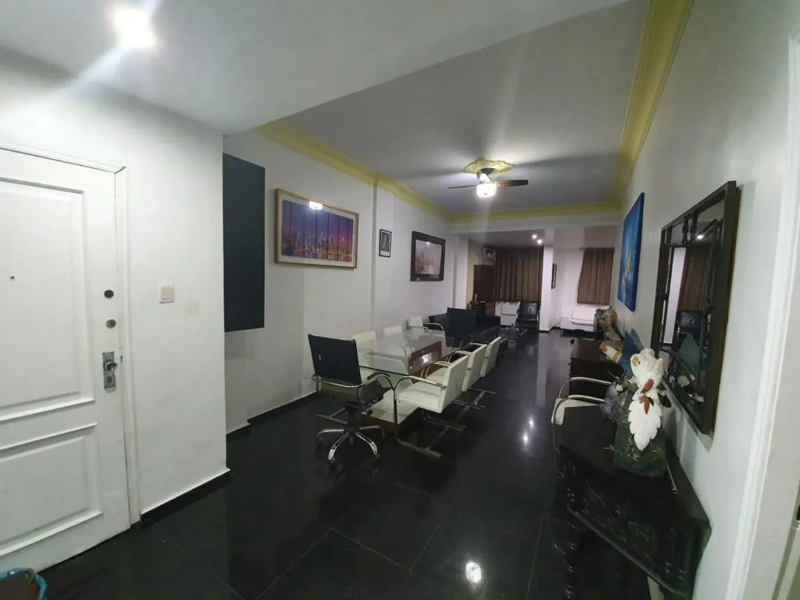 The best Copacabana Luxury Design 3 Bedroom room 3 bathroom 85 inch cinema tv top location