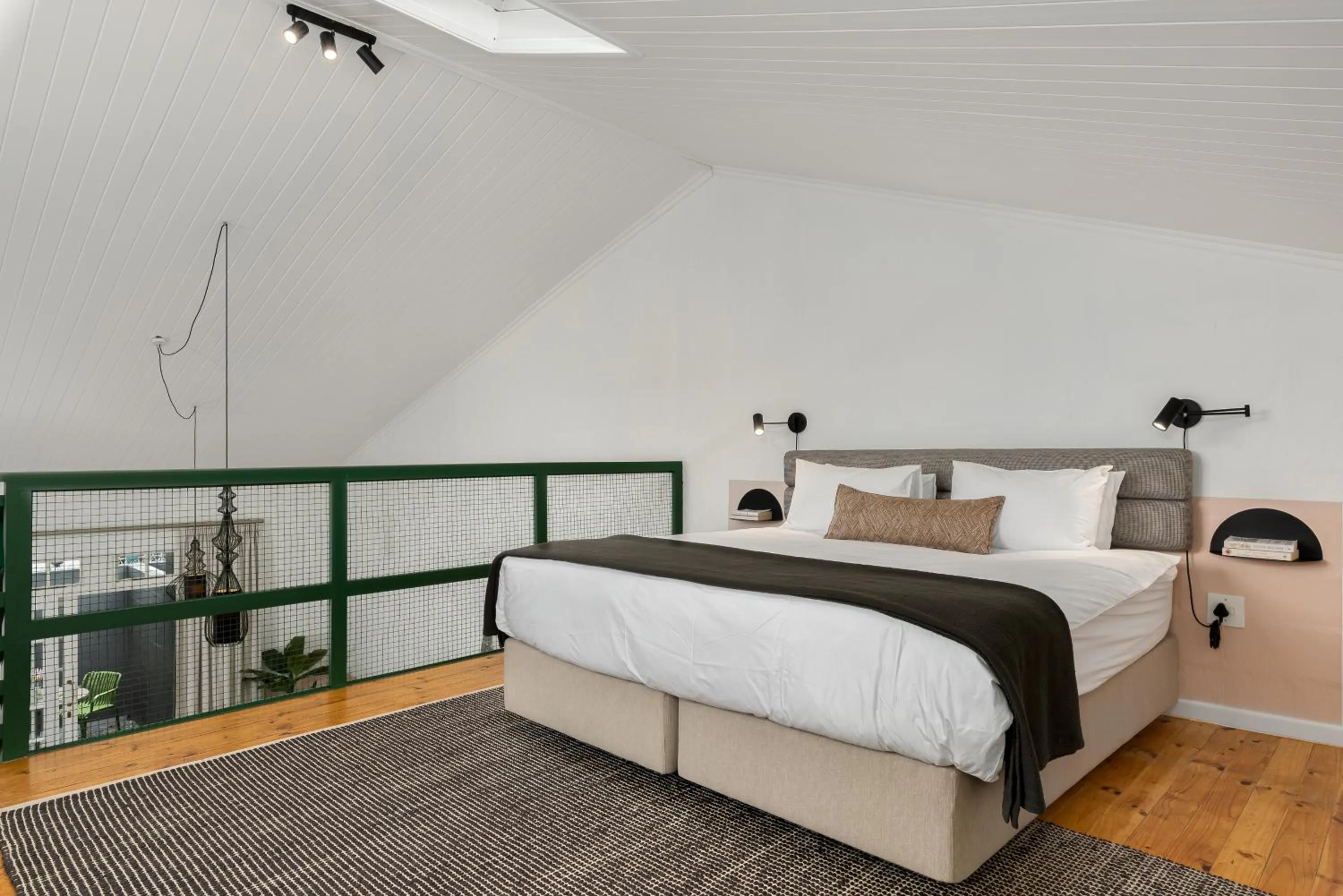 Bed in Neighbourgood Franschhoek