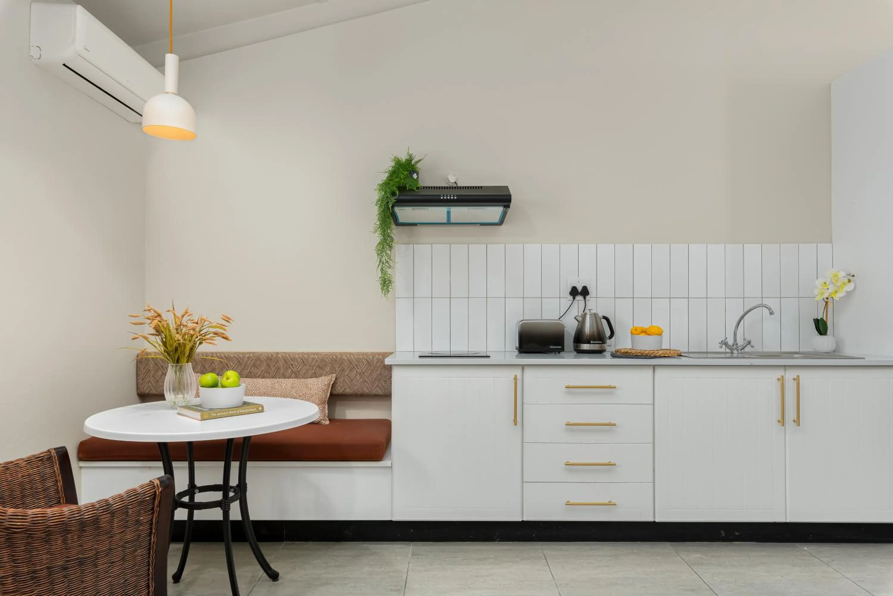 Kitchen or kitchenette in Neighbourgood Franschhoek