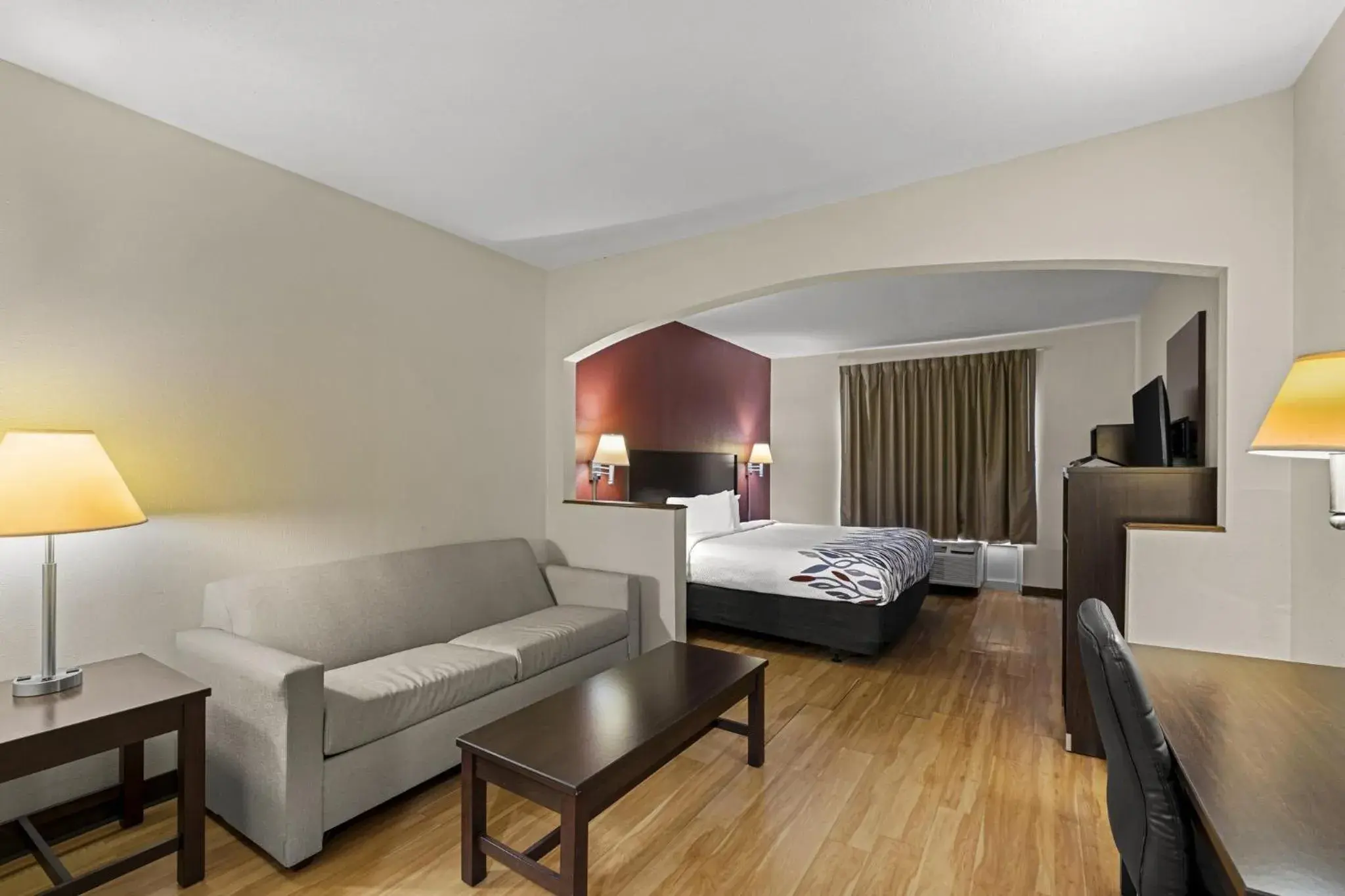 Suite King Larger Room with Spa Bath Non-Smoking in Red Roof Inn & Suites Albany, GA Suite King Larger Room with Spa Bath Non-Smoking in Red Roof Inn & Suites Albany, GA