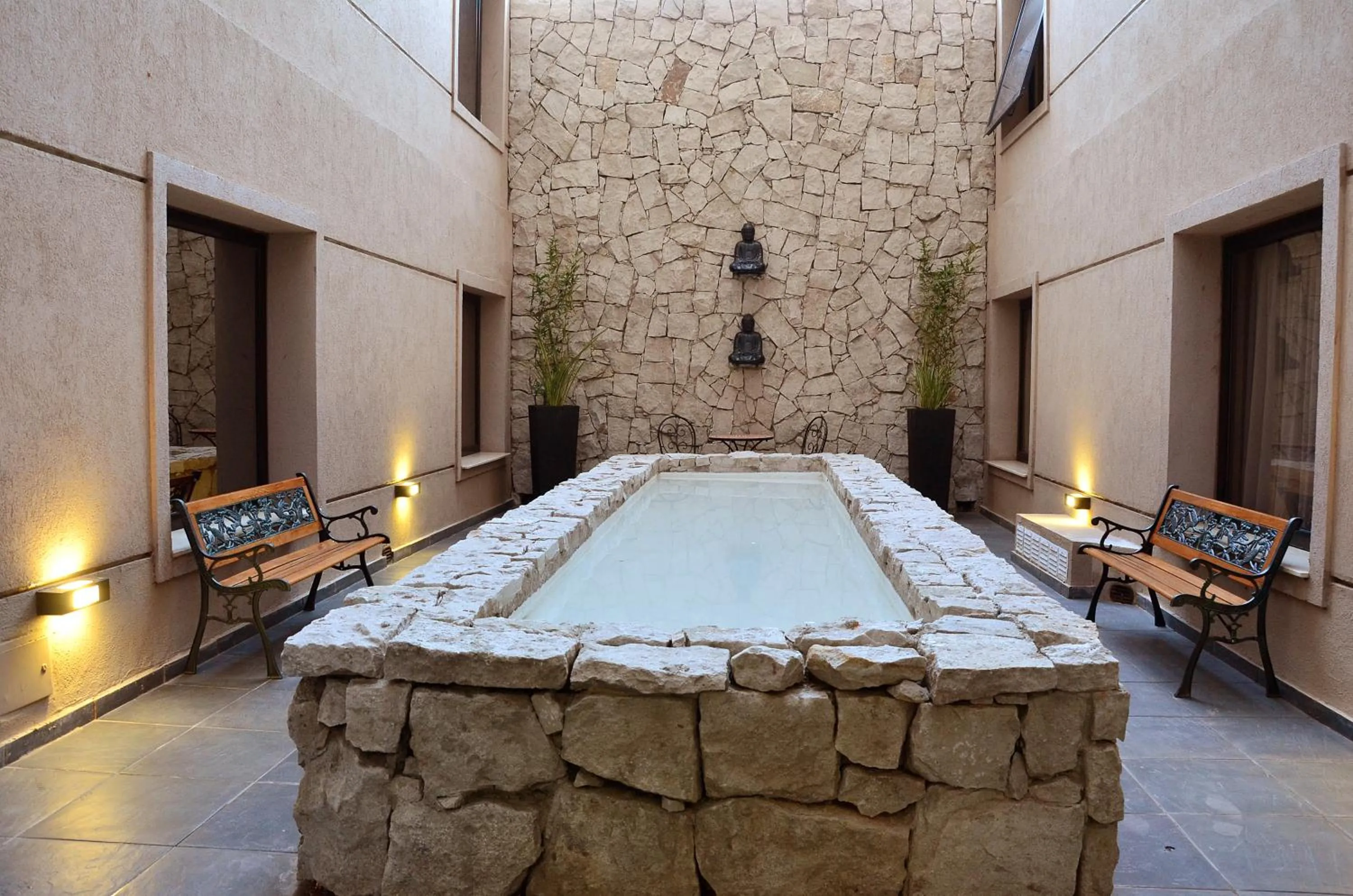 Le Parc Hotel & Suite
