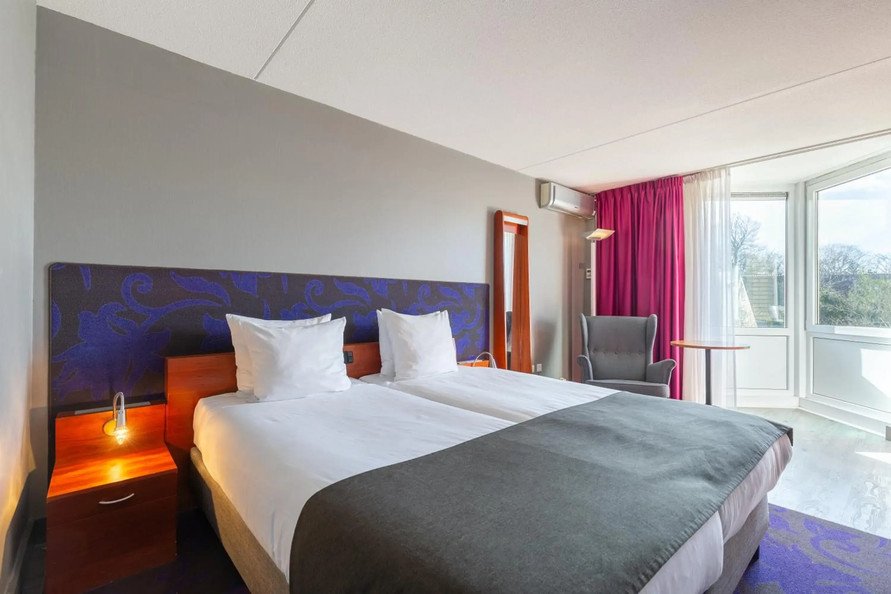 Bedroom, Bed in Amrâth Berghotel Amersfoort Bedroom, Bed in Amrâth Berghotel Amersfoort