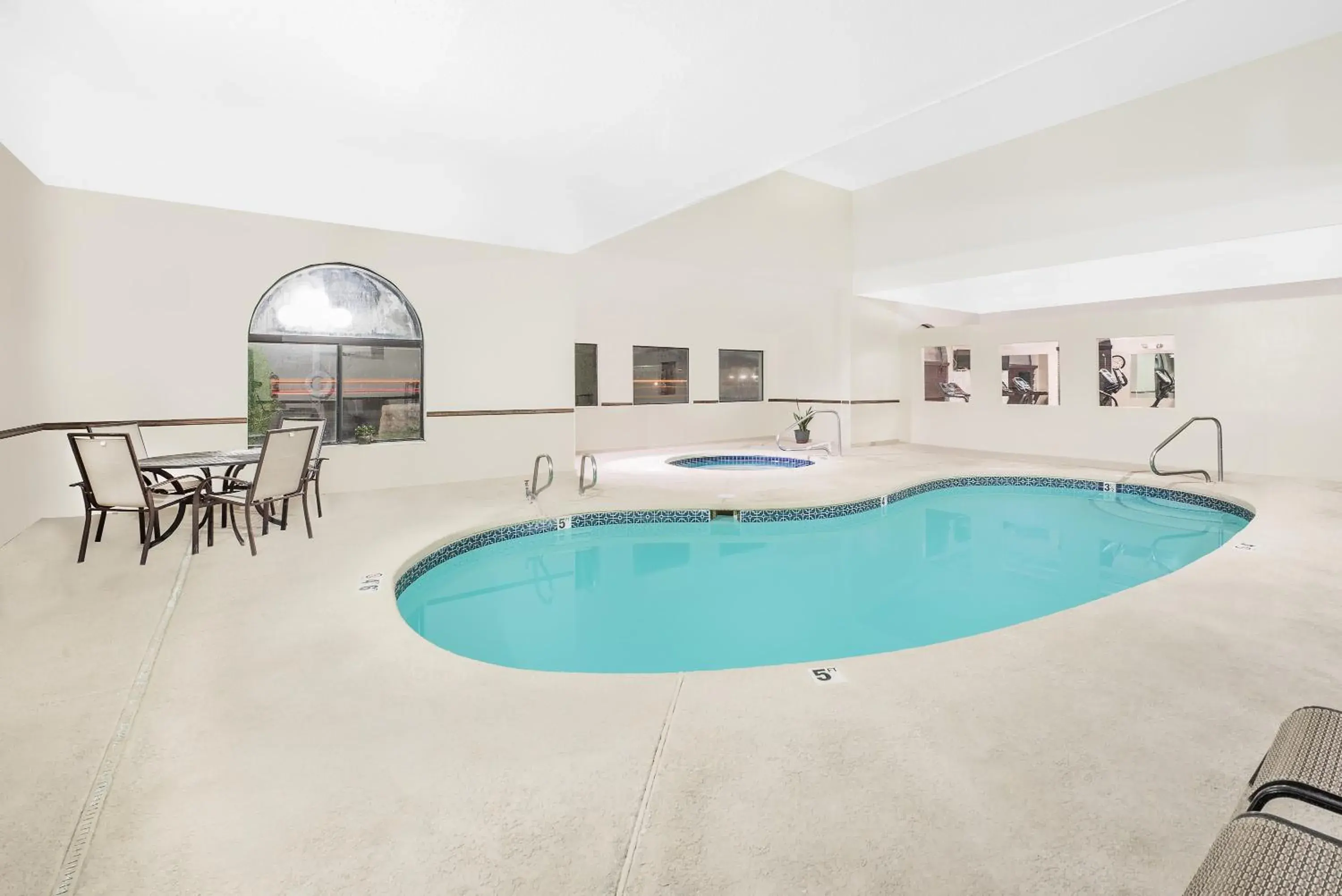 Swimming pool in Days Inn by Wyndham Lamar Swimming pool in Days Inn by Wyndham Lamar