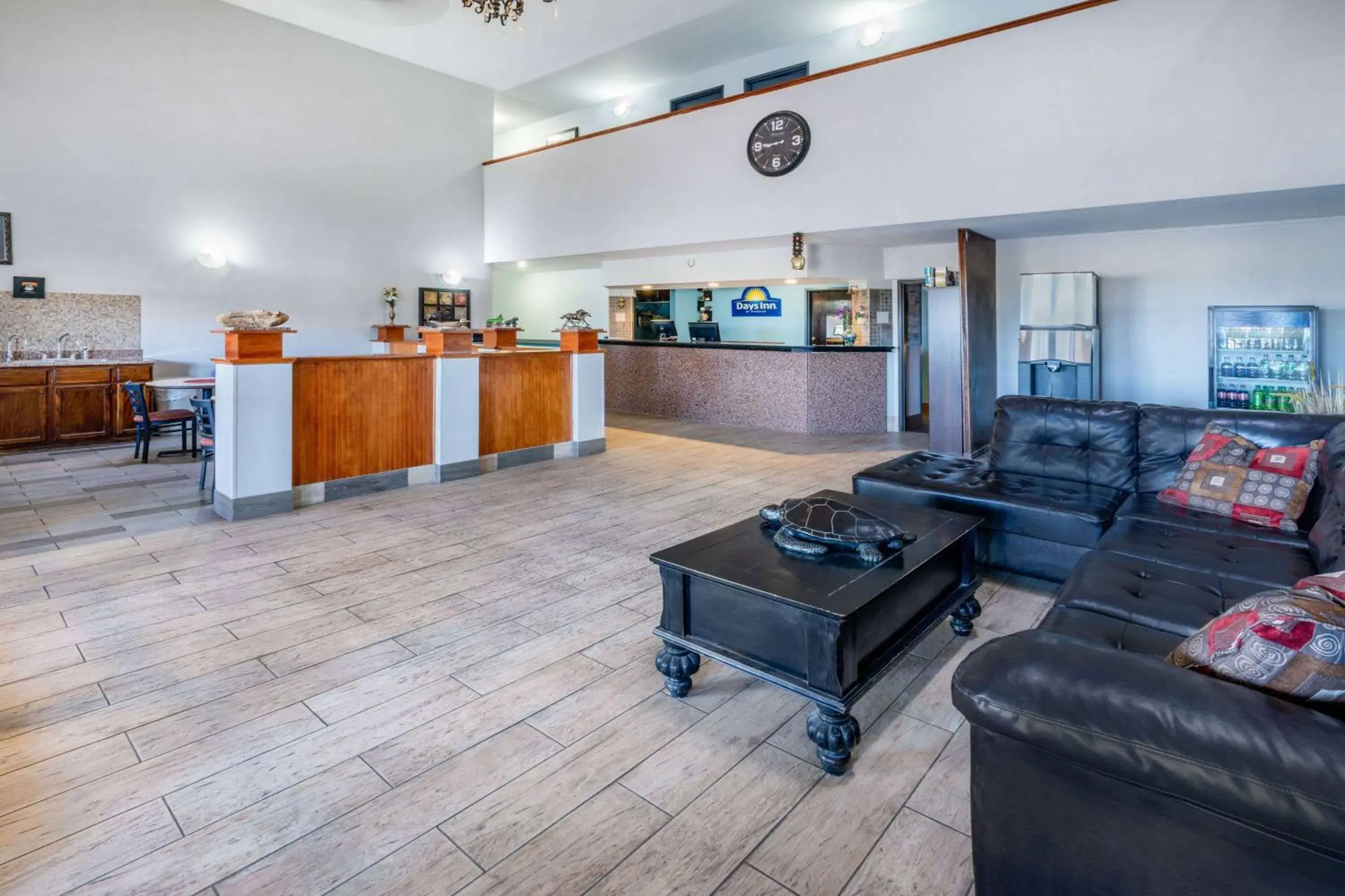 Lobby or reception in Days Inn by Wyndham Lamar Lobby or reception in Days Inn by Wyndham Lamar