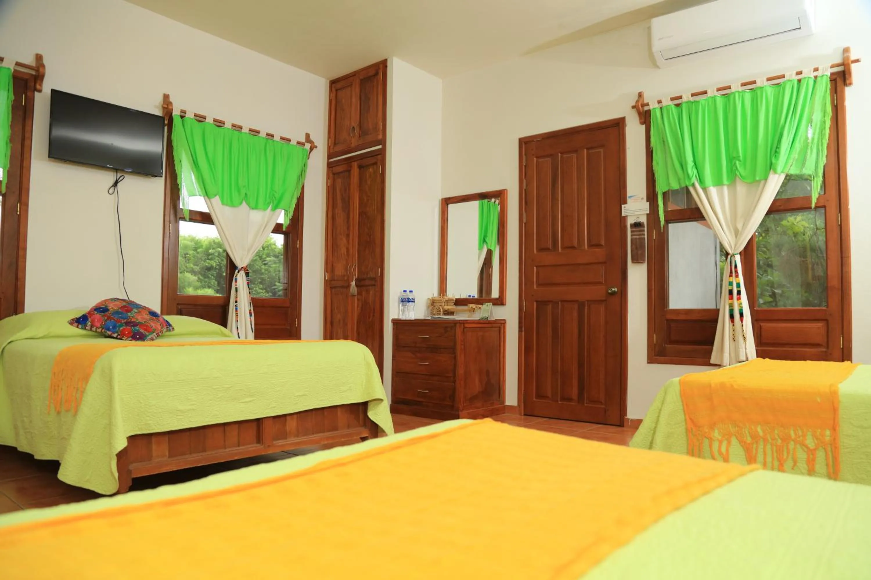 Photo of the whole room, Bed in El Molino Hotel Boutique