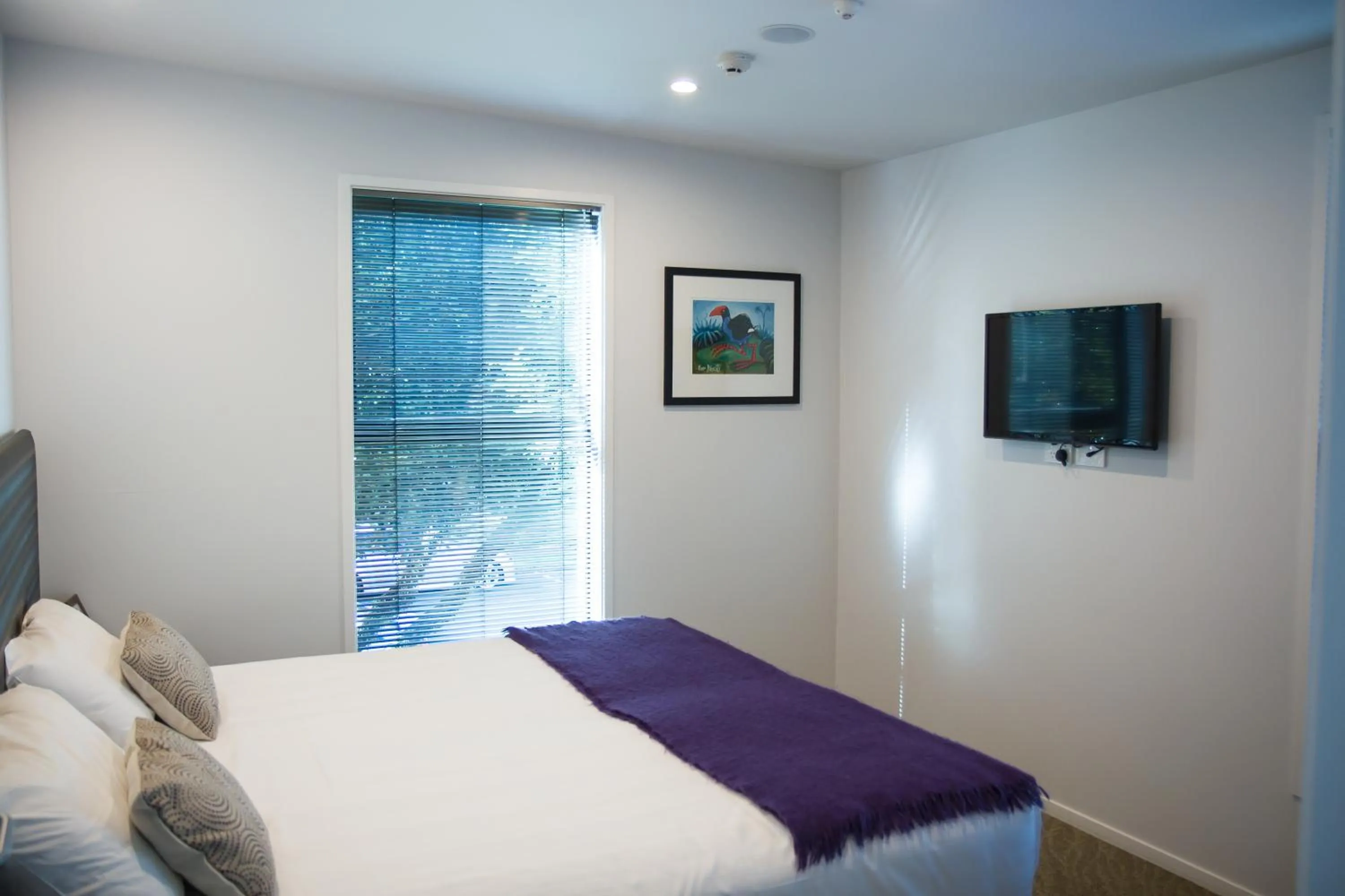 Bedroom, Bed in 850 Cameron Motel